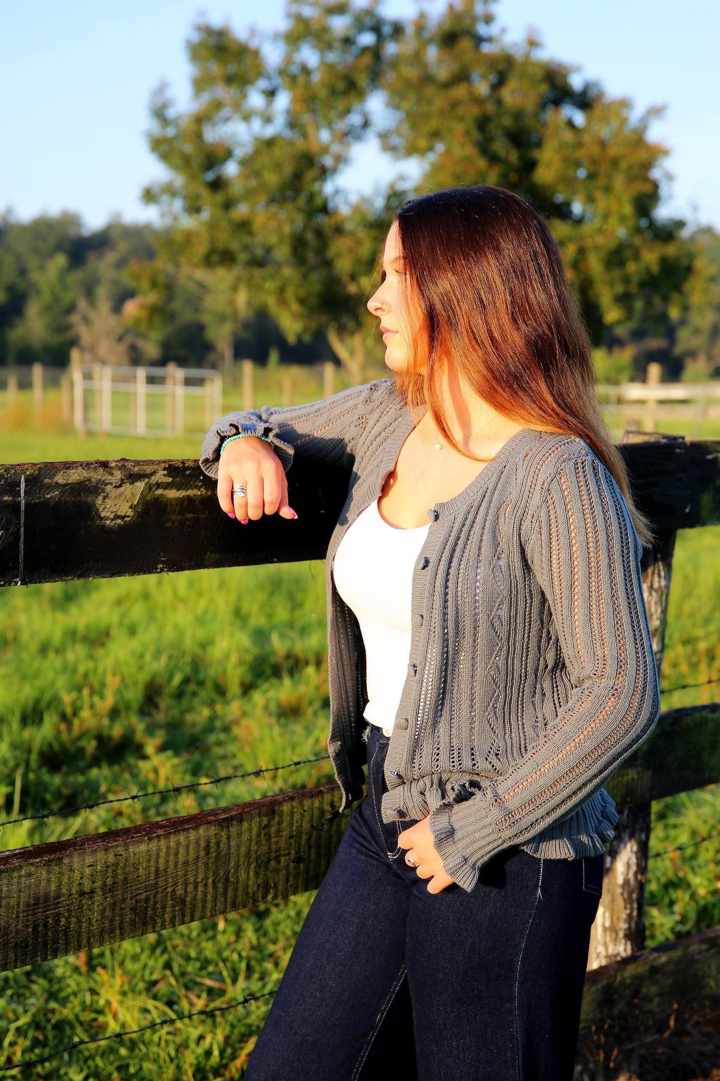 Smoky Mountain – Blue Ruffle Knit Cardigan