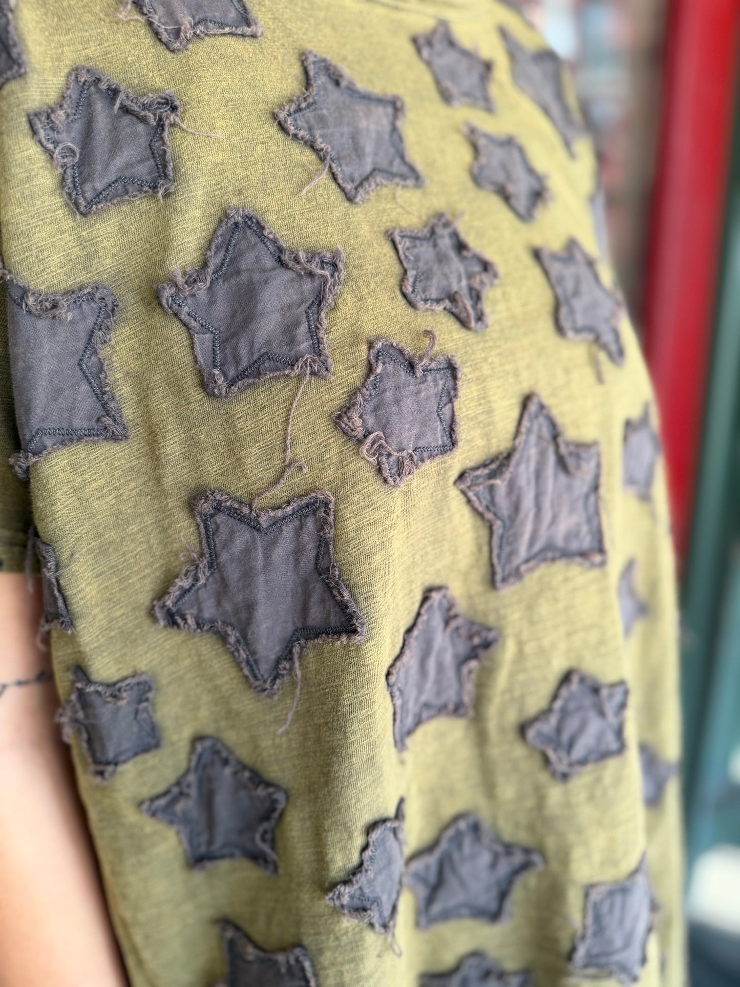 Primitive Star – Olive Mineral Wash Top