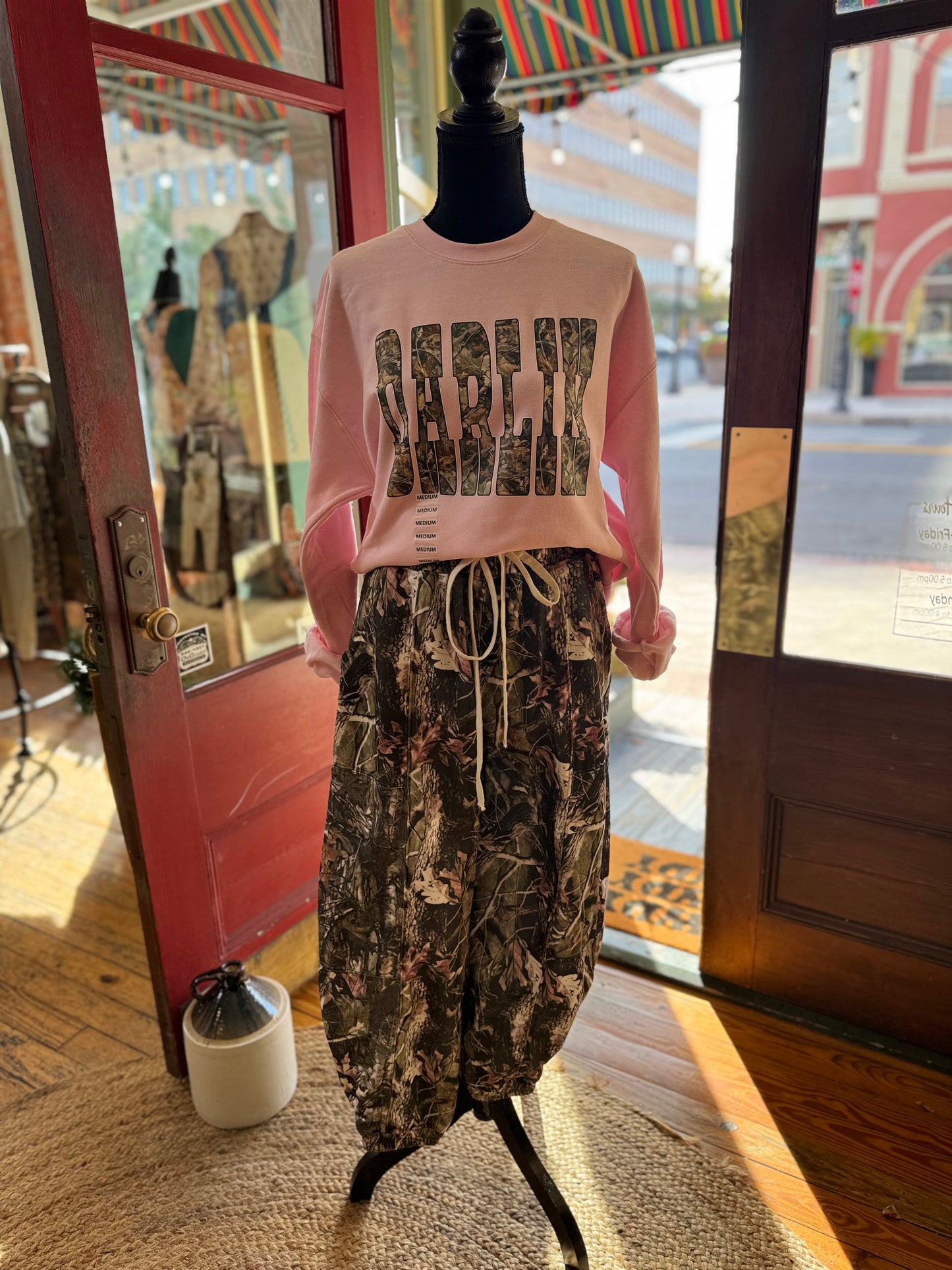 Backwoods Barrel – Camo Joggers