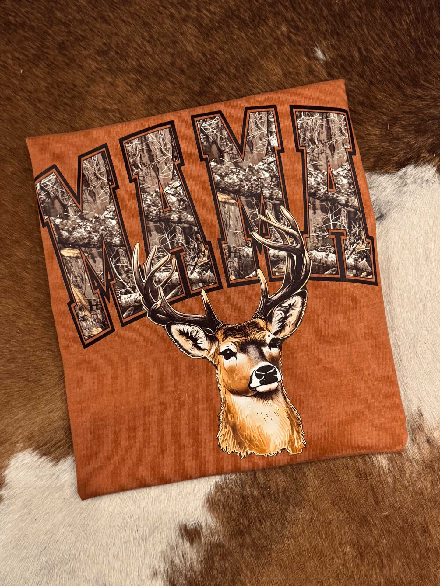 Camo MAMA w/Buck - Rust Graphic Tee