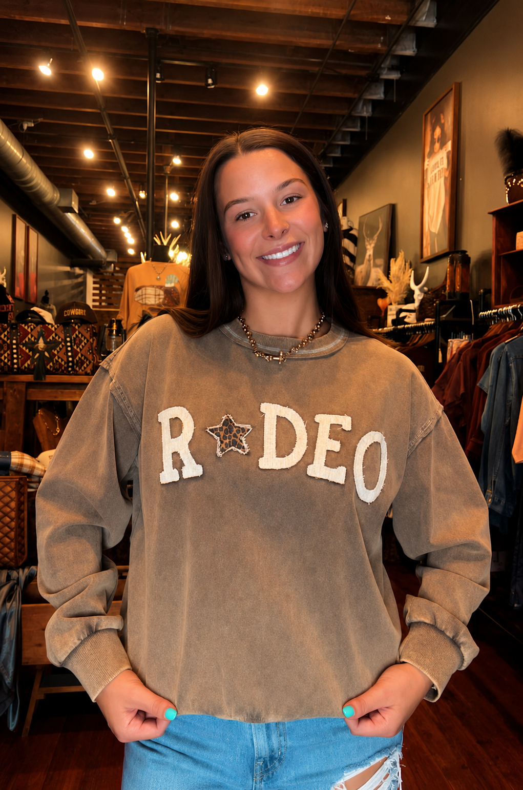 Rodeo Roots – Brown Mineral Pullover