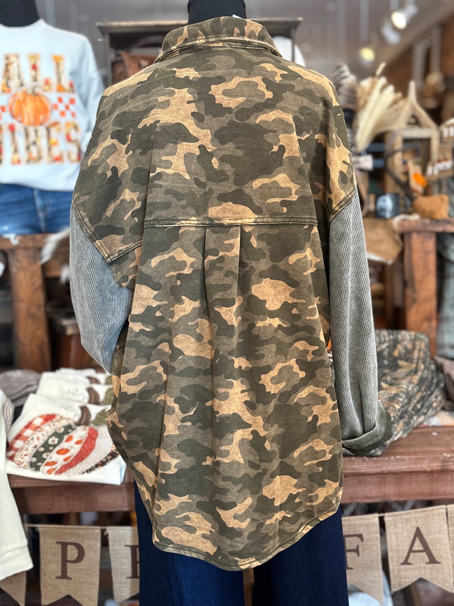 Vintage Outfitters – Olive Camo Shacket