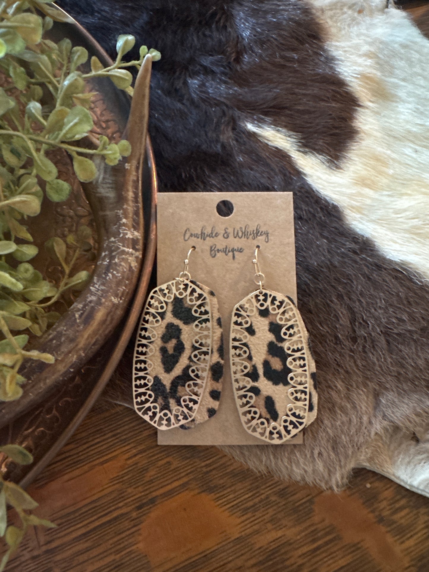 Untamed Elegance - Earrings