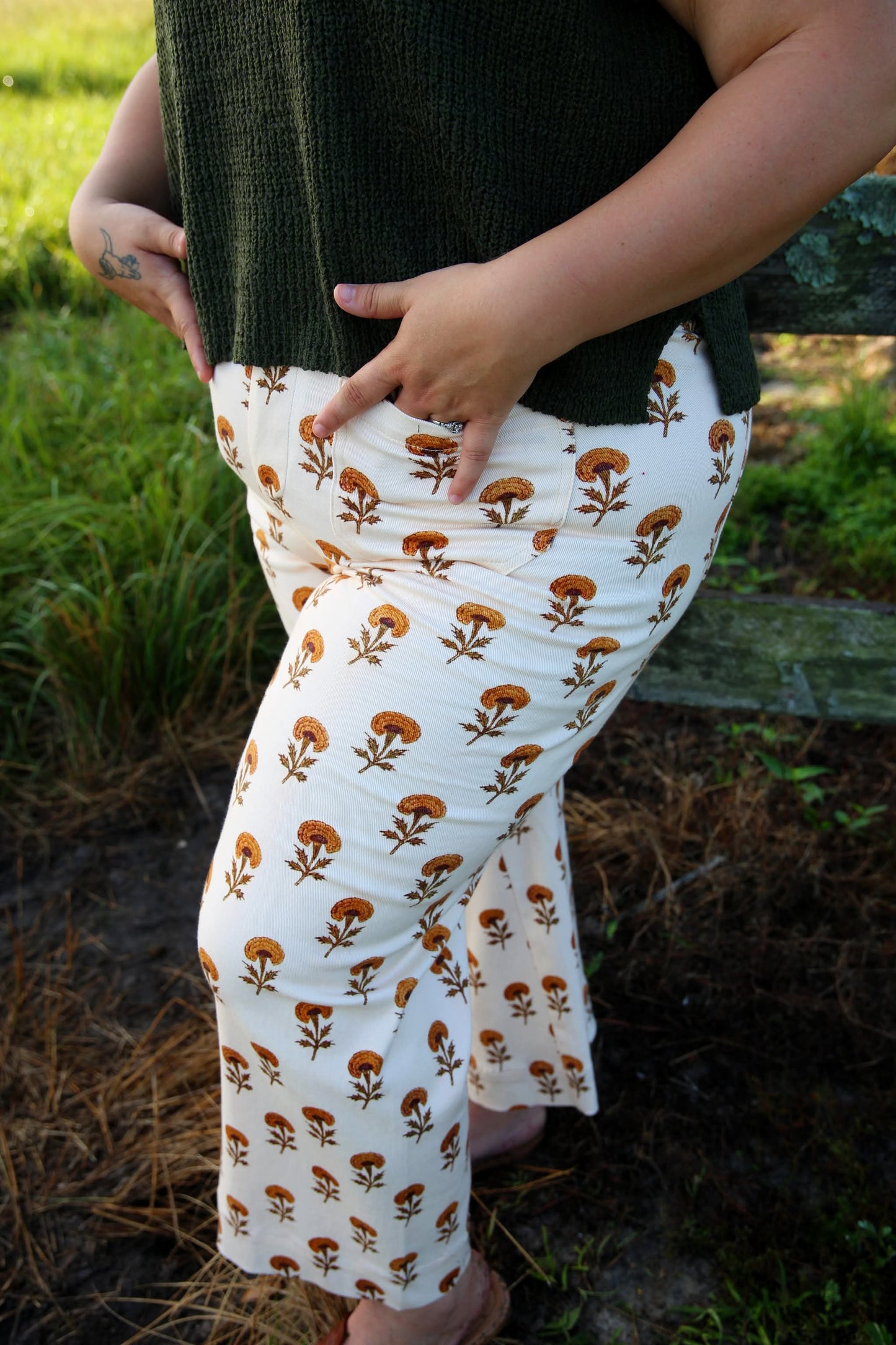 Autumn Wishes – Cream Dandelion Pants