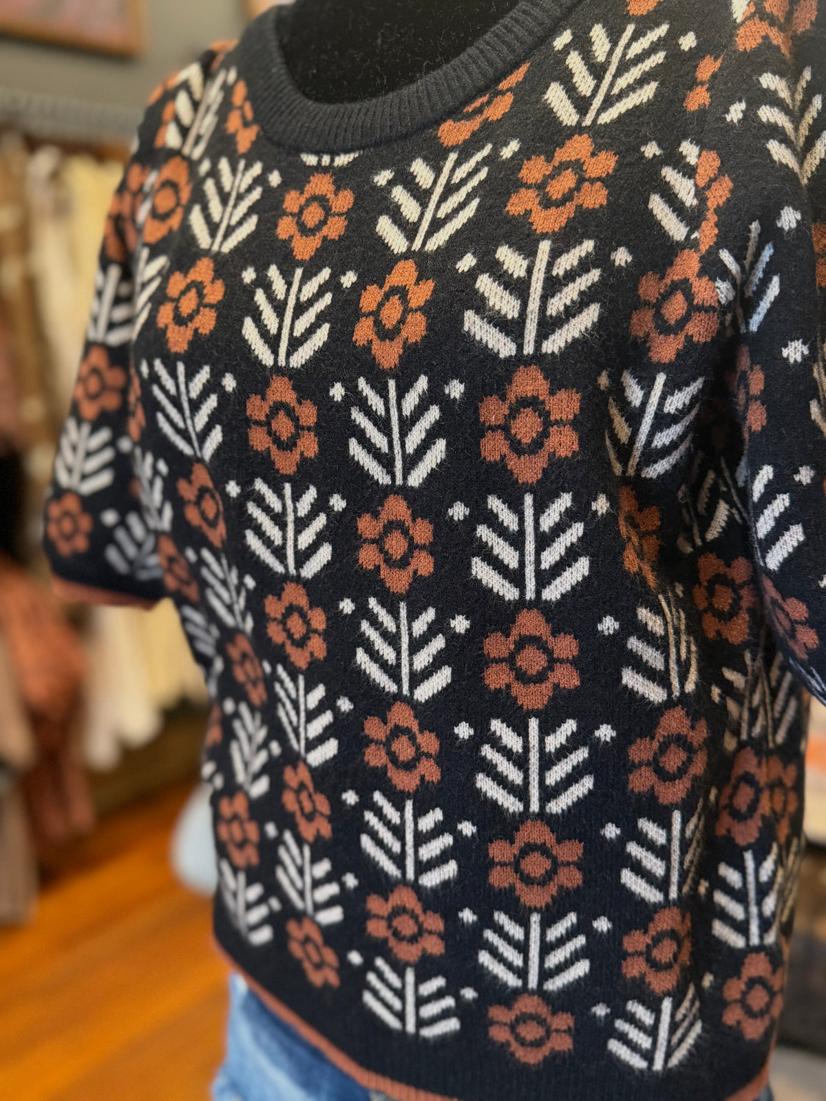 Harvest Floral – Black Floral Puff Sleeve Sweater