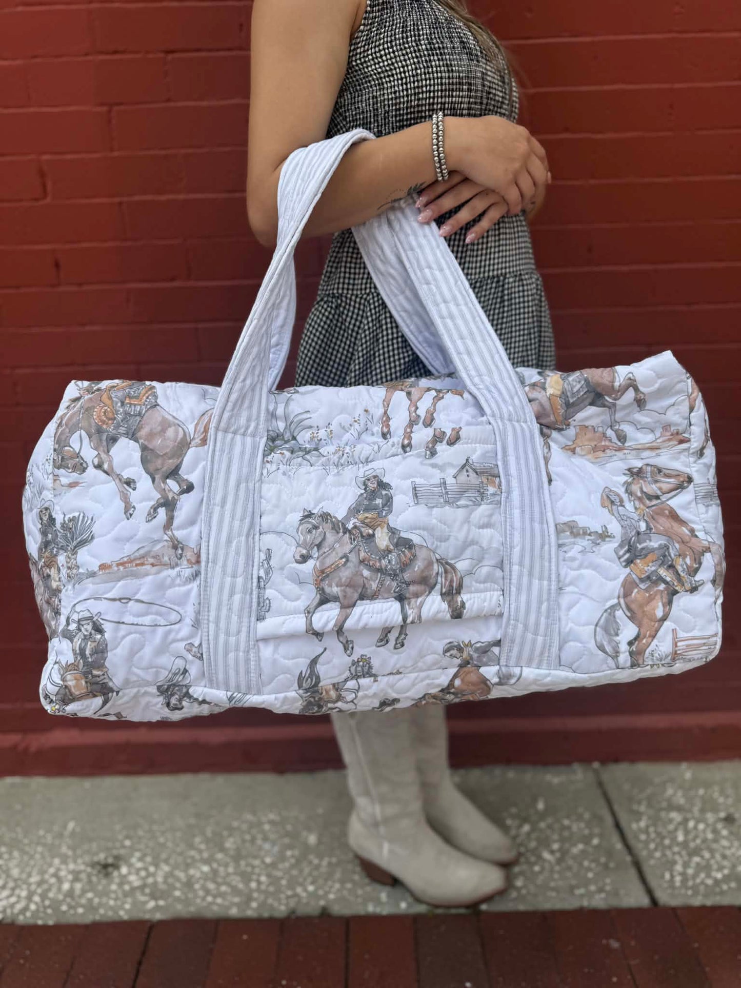 Birdie Neutral - Quilted Duffle Bag