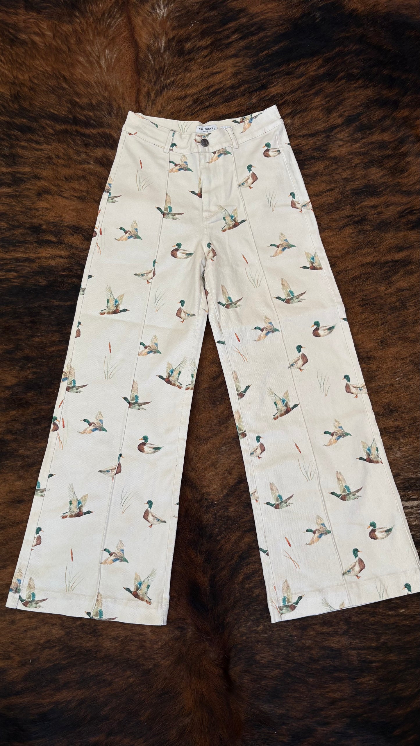 Feathered Creek – Stretch Wide Leg Duck Jeans