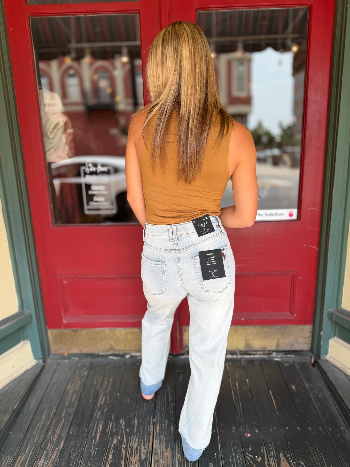 Giddy Up – Embroidered Barrel Jeans