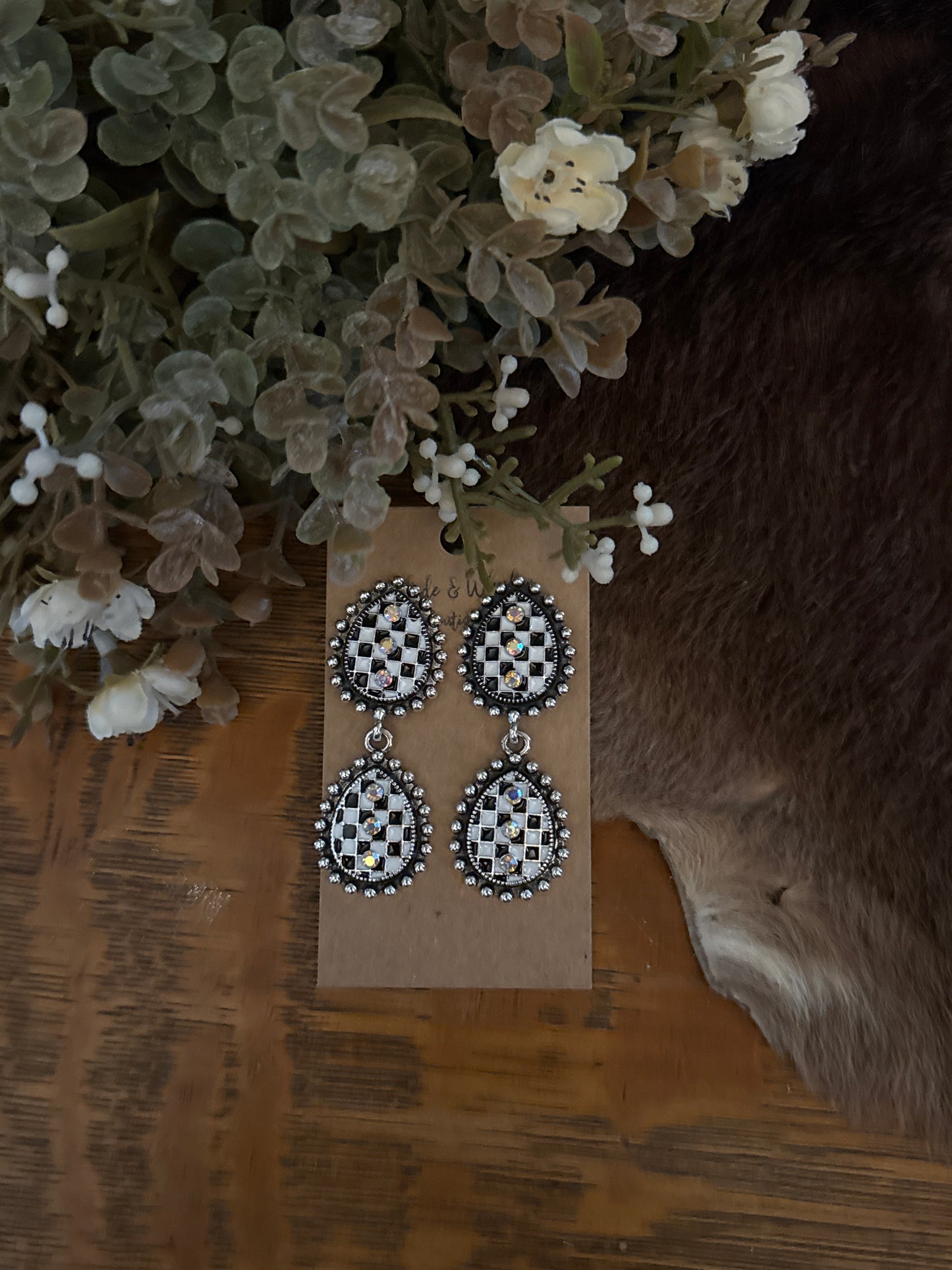 Drop It Check - Earrings