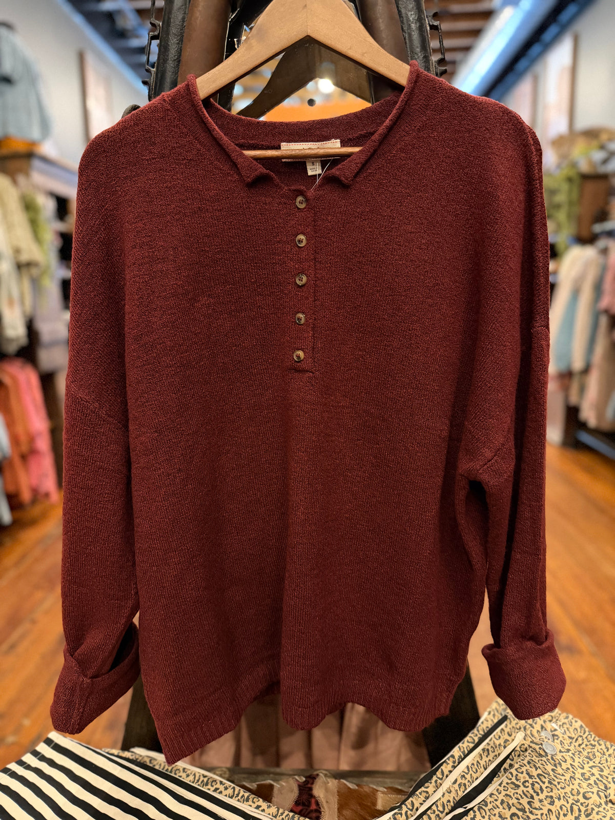 Burgundy Ridge – Henley Top