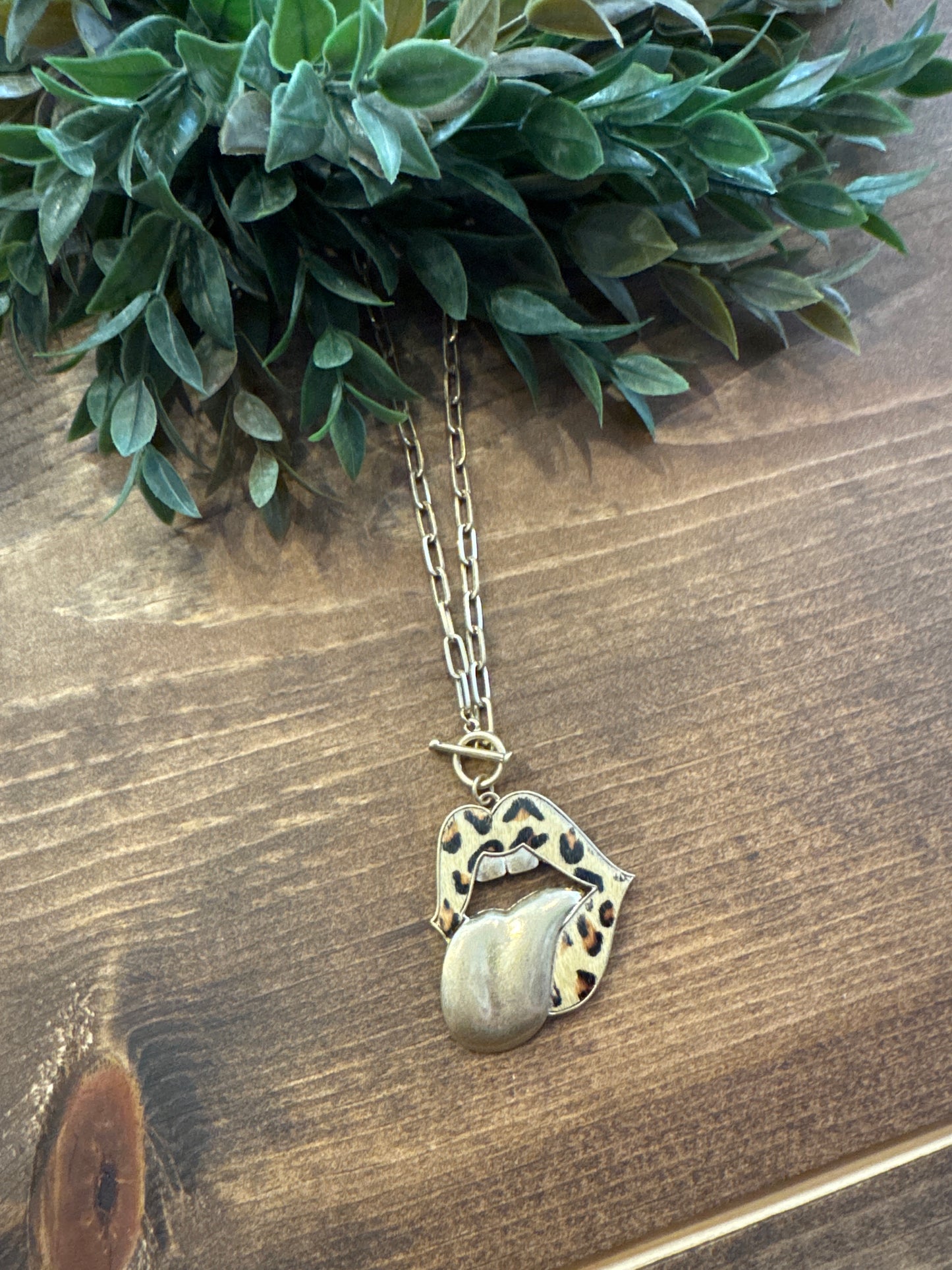 Wild Mouth - Necklace