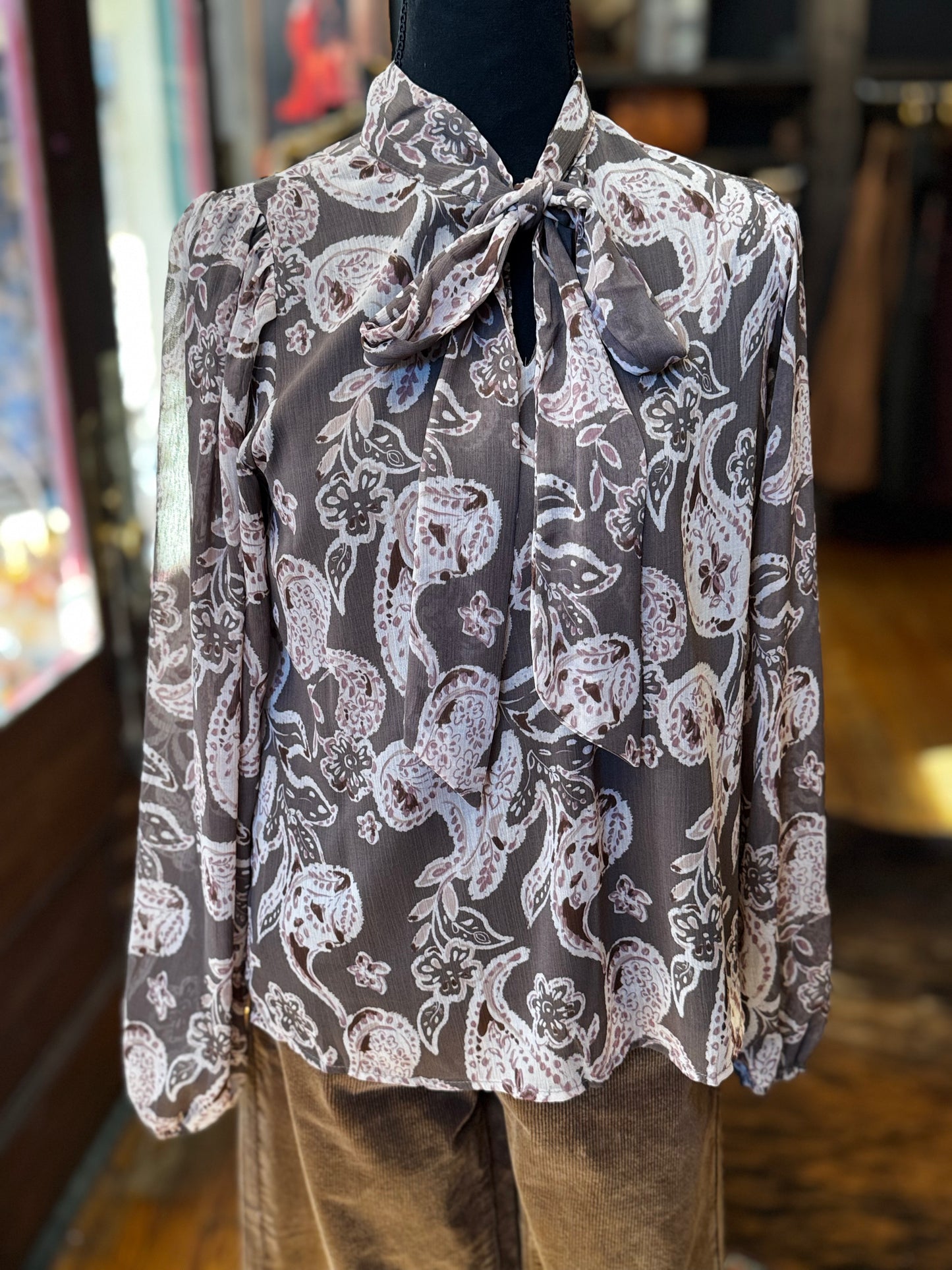 Paisley Dreams – Olive Tie Top