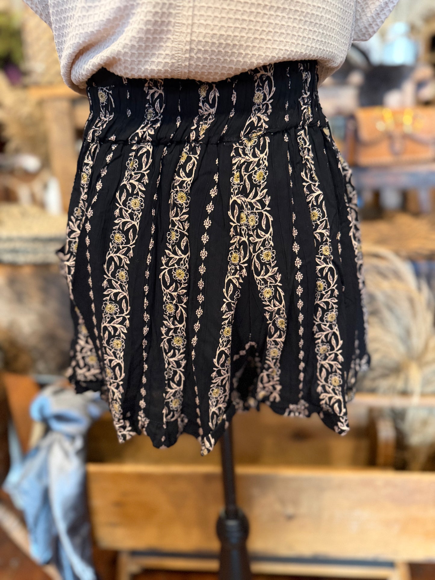 Wander West – Black Printed Shorts