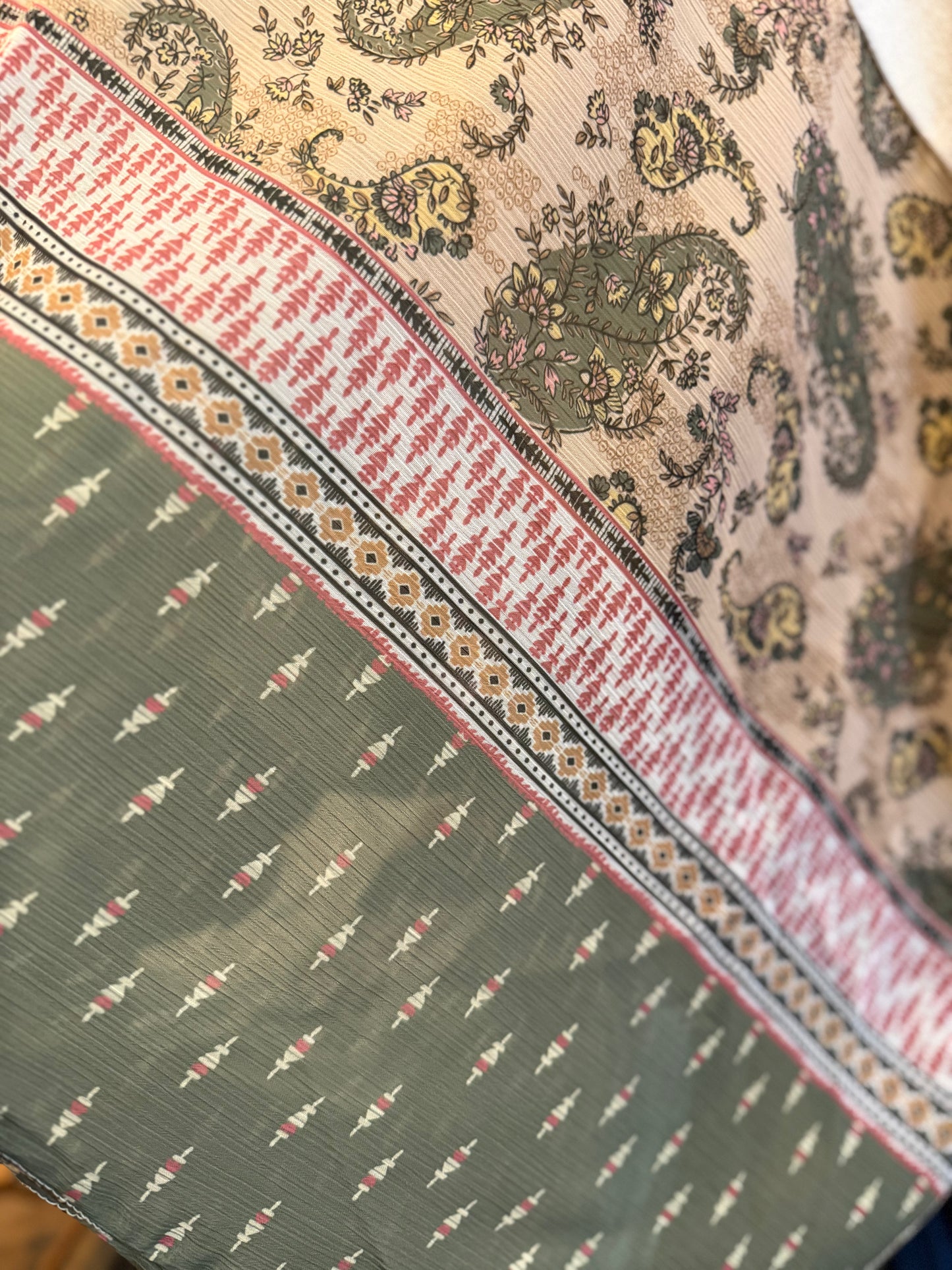Marshland Muse – Vintage Batwing Top