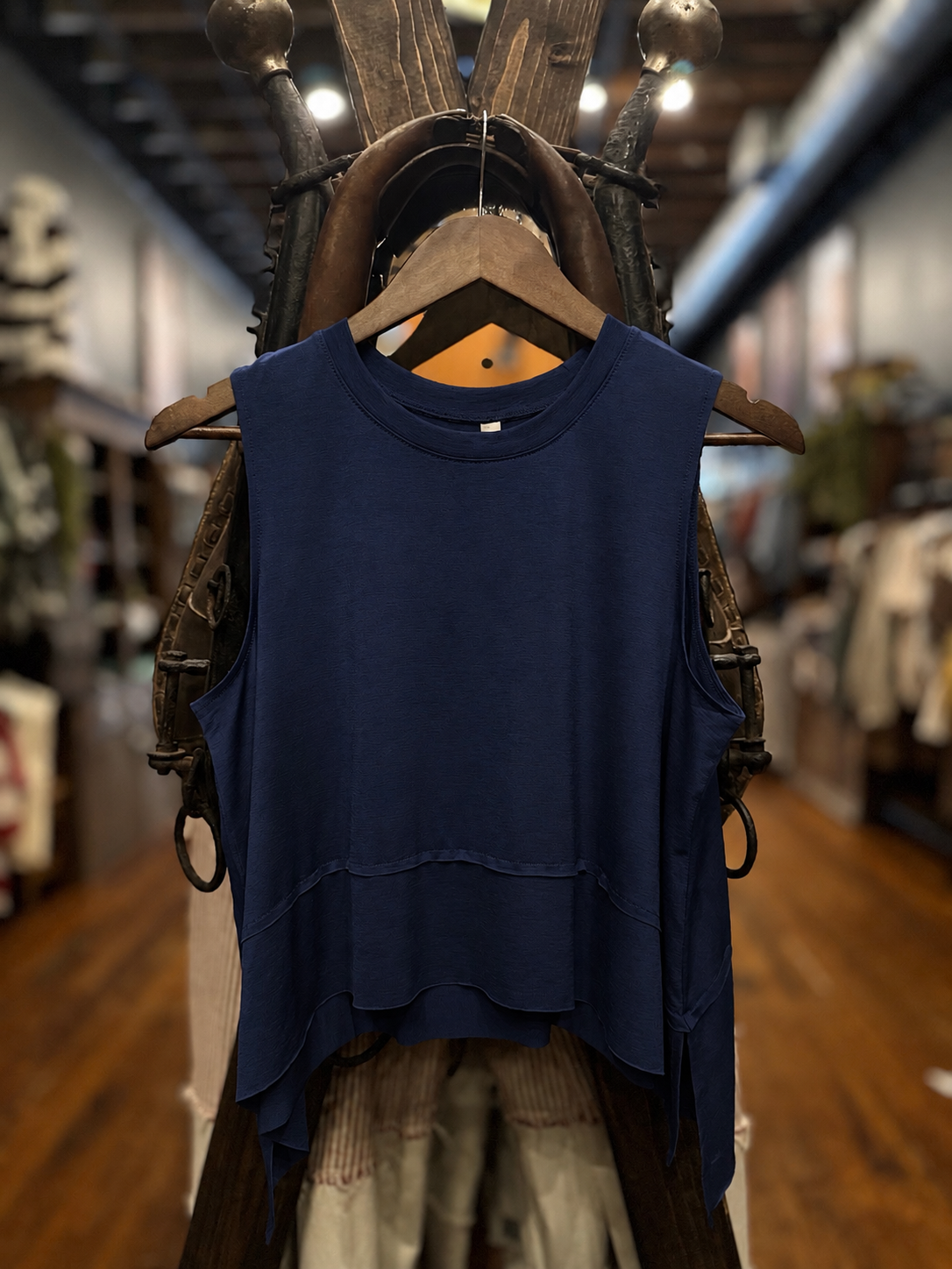 Worn Edge – Navy Shark Bite Tank