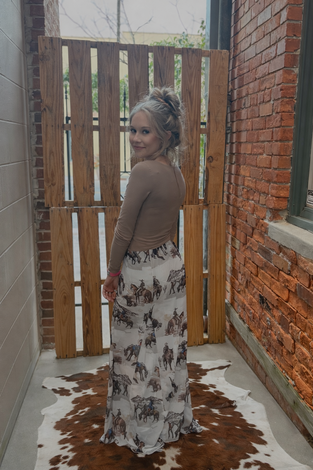 Desert Dancer – Mesh Western Print Skirt