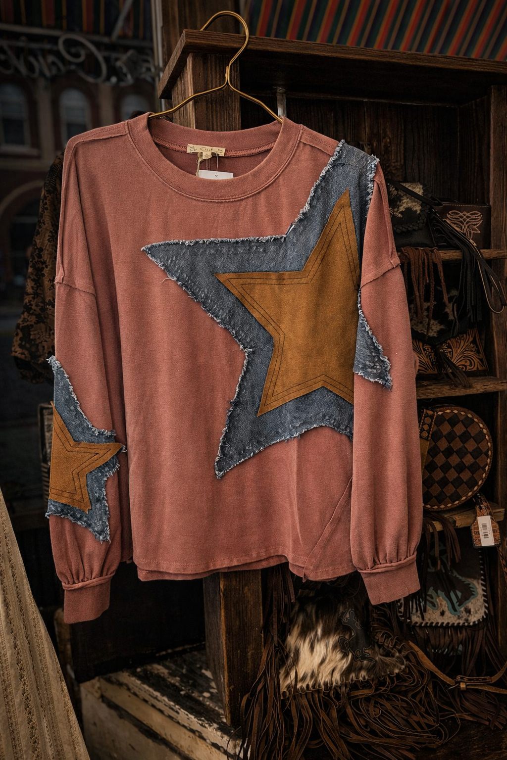 Stardust – Star Patch Pullover