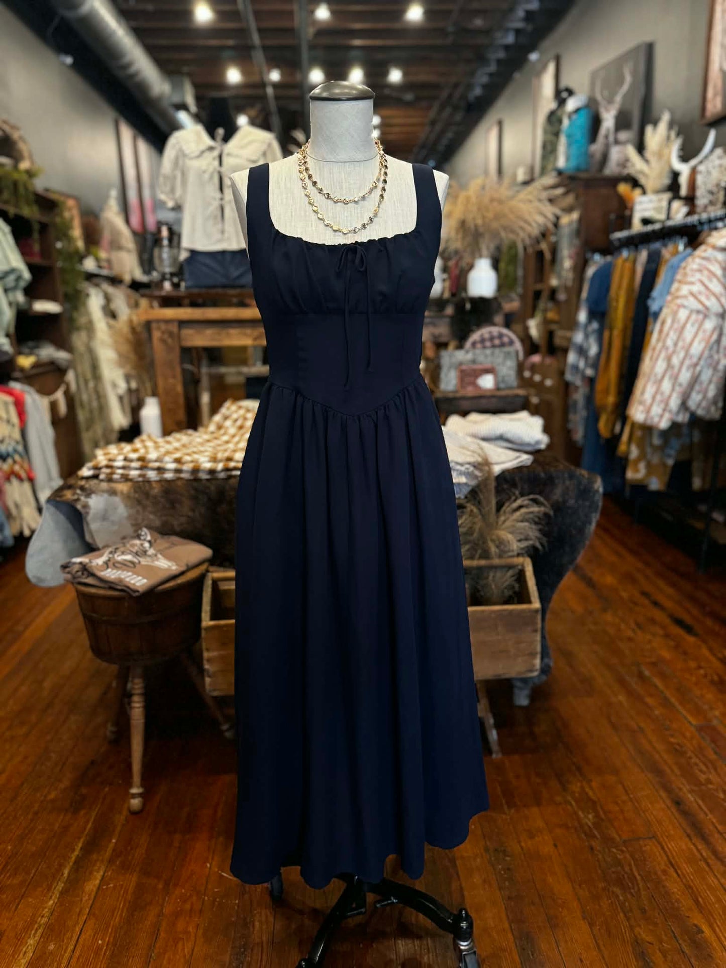 Coyote Moon – Navy Midi Dress