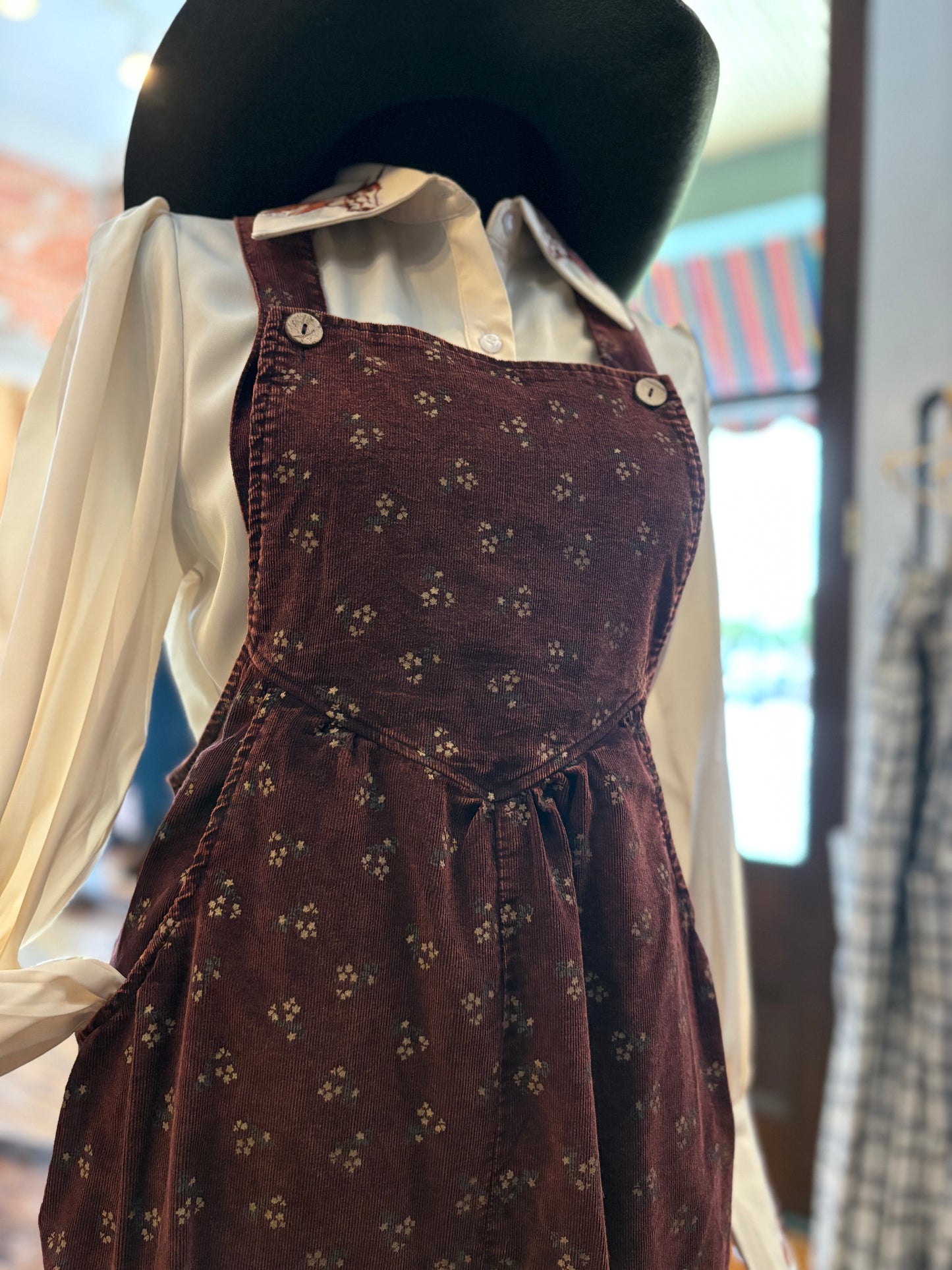 Old Autumn Memories – Plum Corduroy Overalls