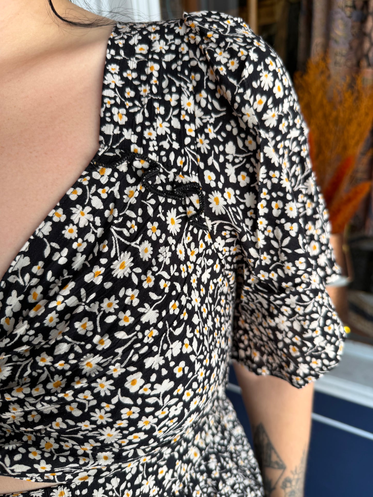 Daisy After Dark – Black Maxi Dress