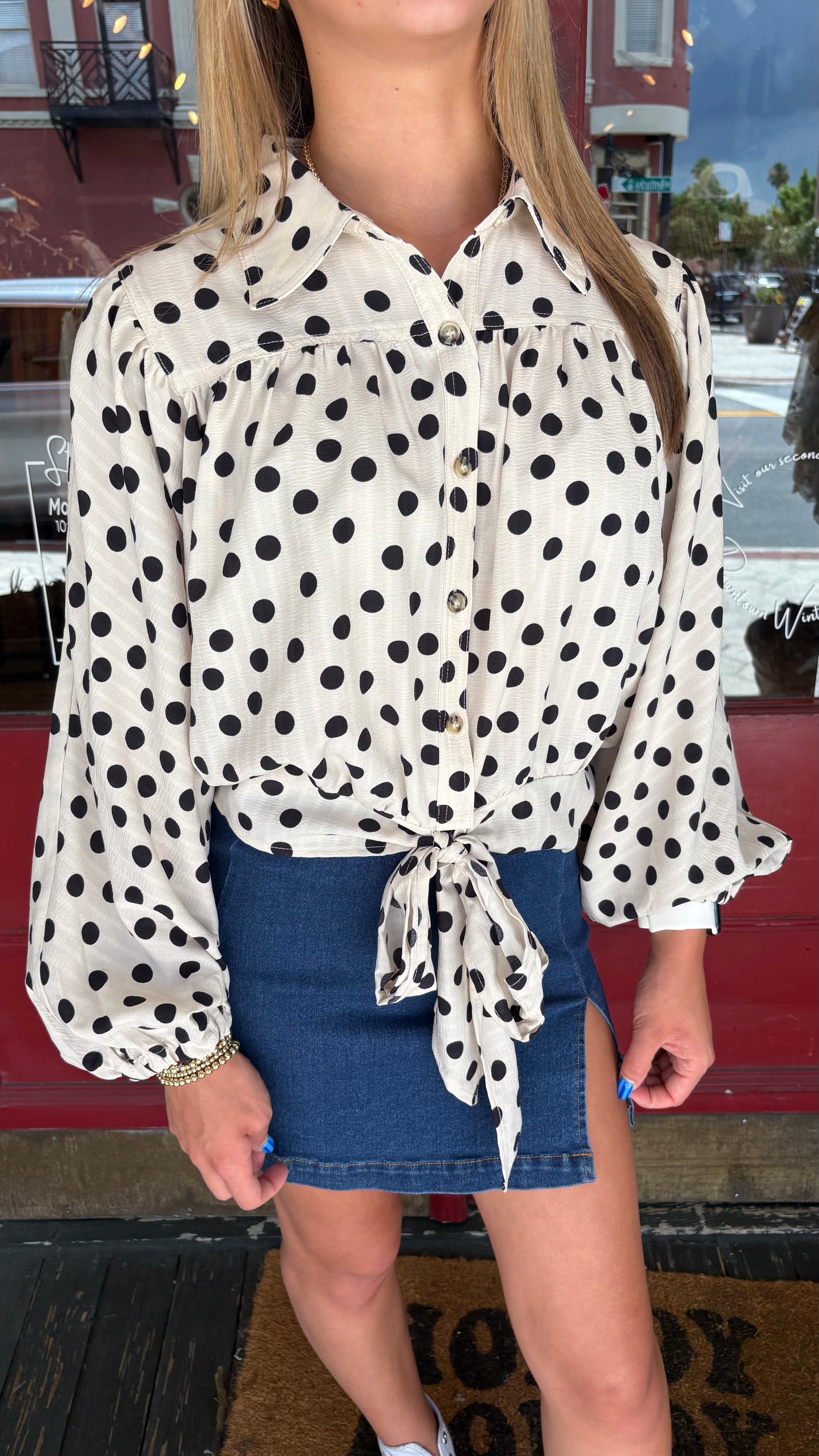 Darling Dots – Tie Hem Blouse