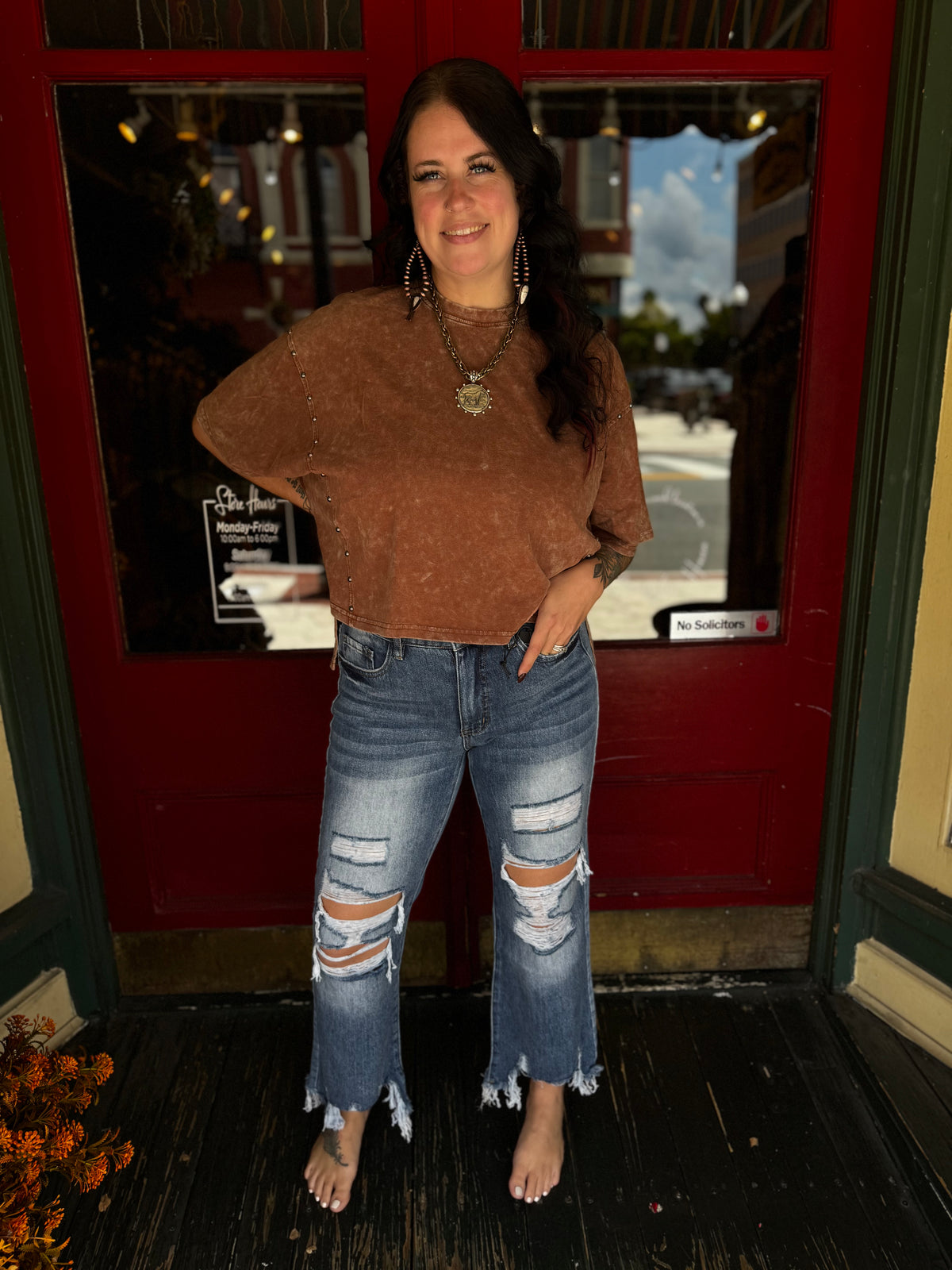 Rough Around the Edges – Mid-Rise Crop Flare Jean