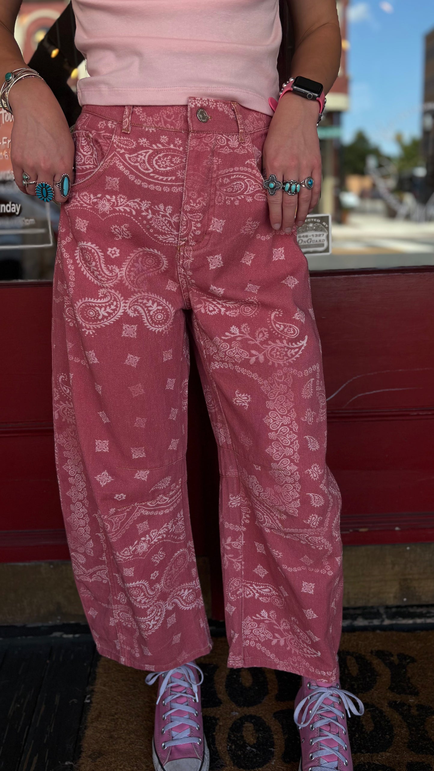 Rose Rebel – Bandana Barrel Jeans