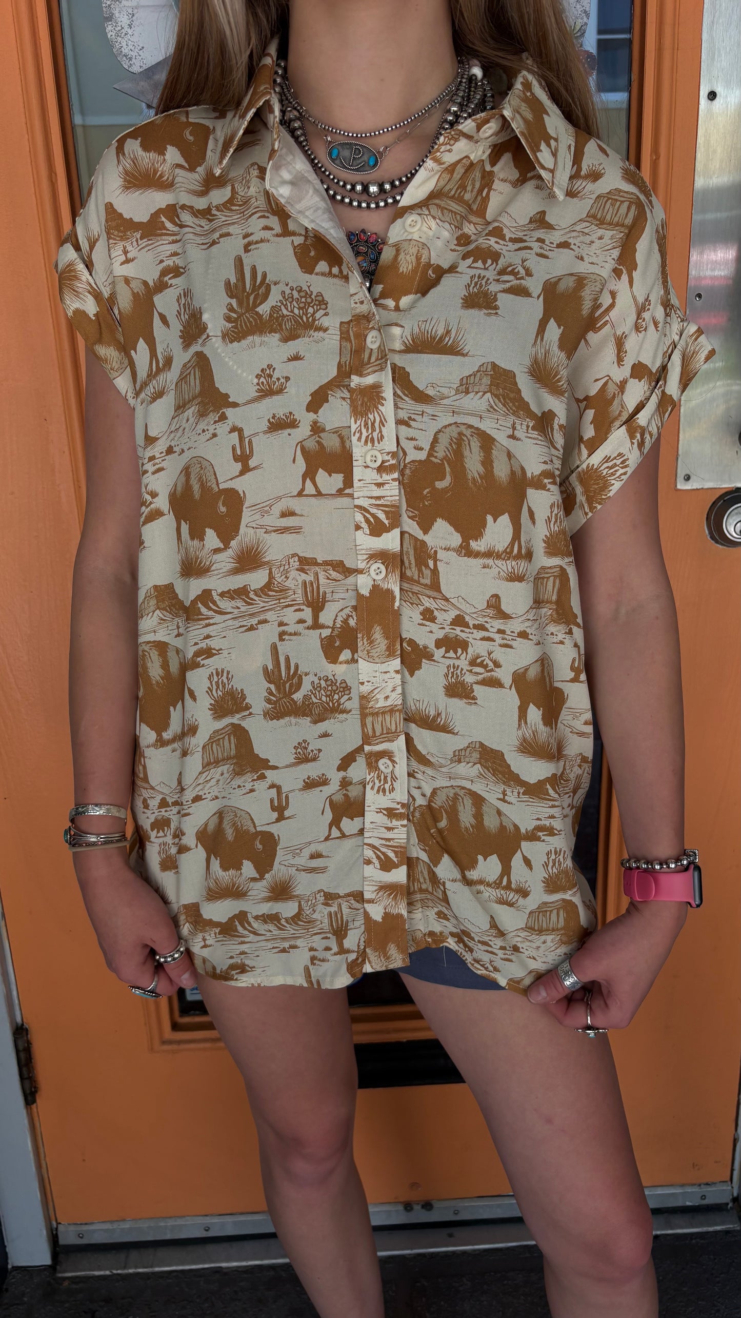 Buffalo Trail – Beige Button Down Top
