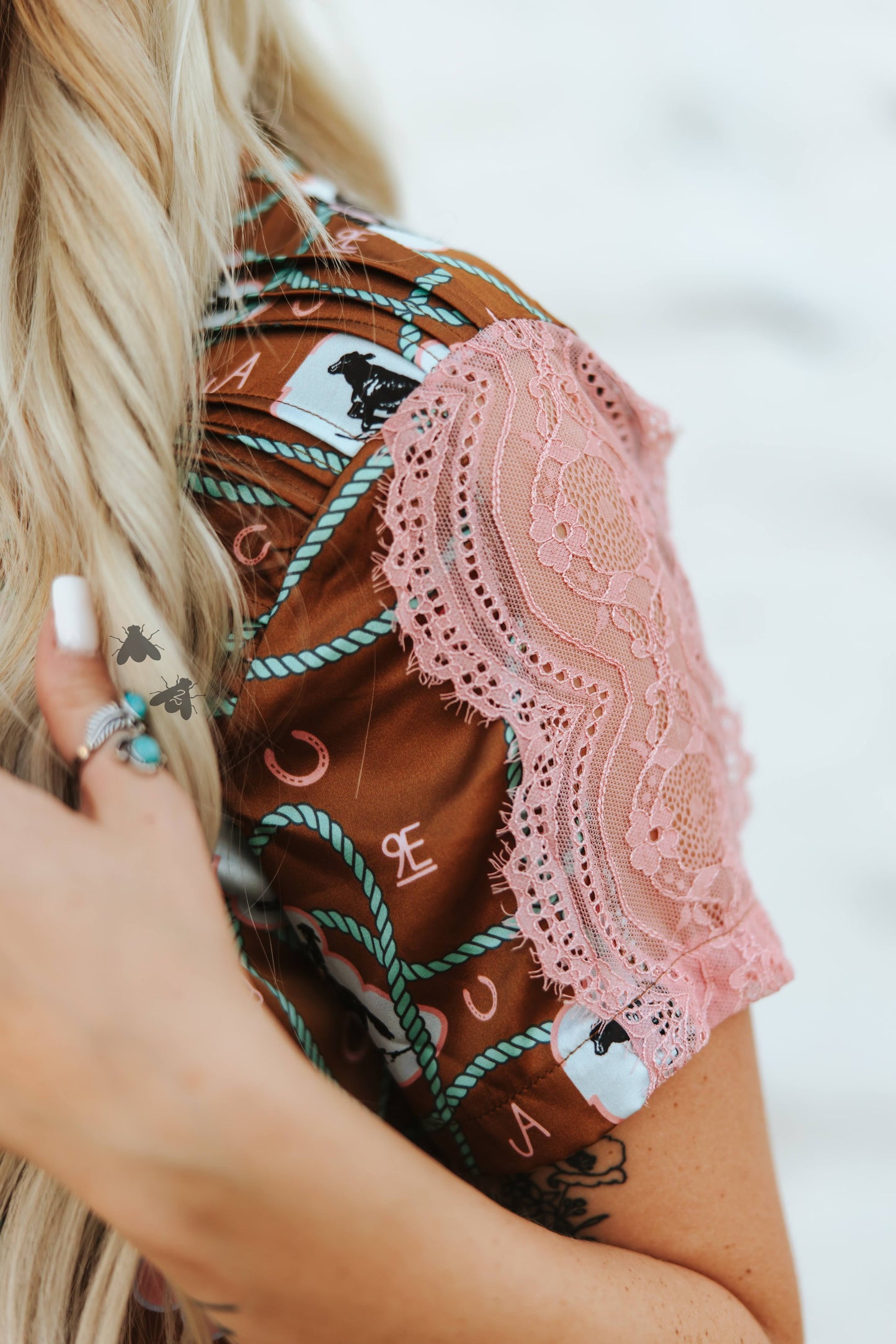 Blushin Lace Bronc - Dress