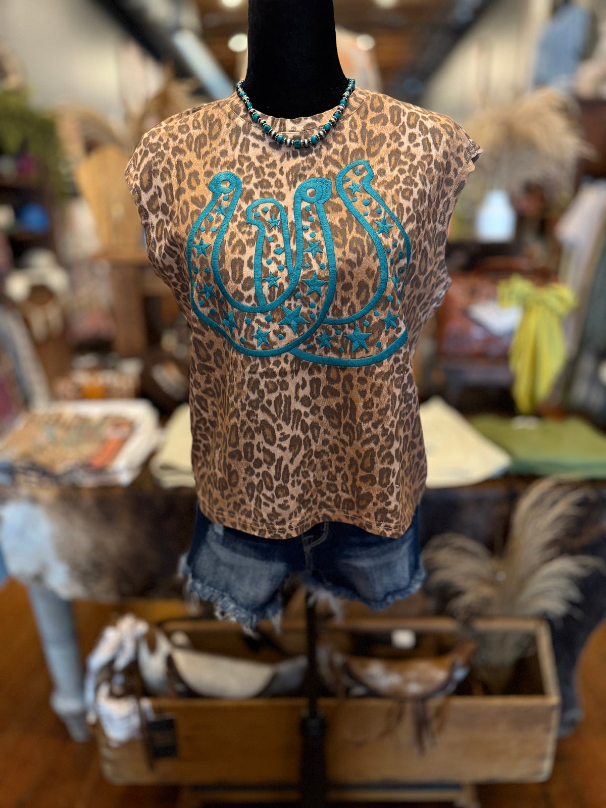 Lucky in Teal – Cheetah Muscle Tank