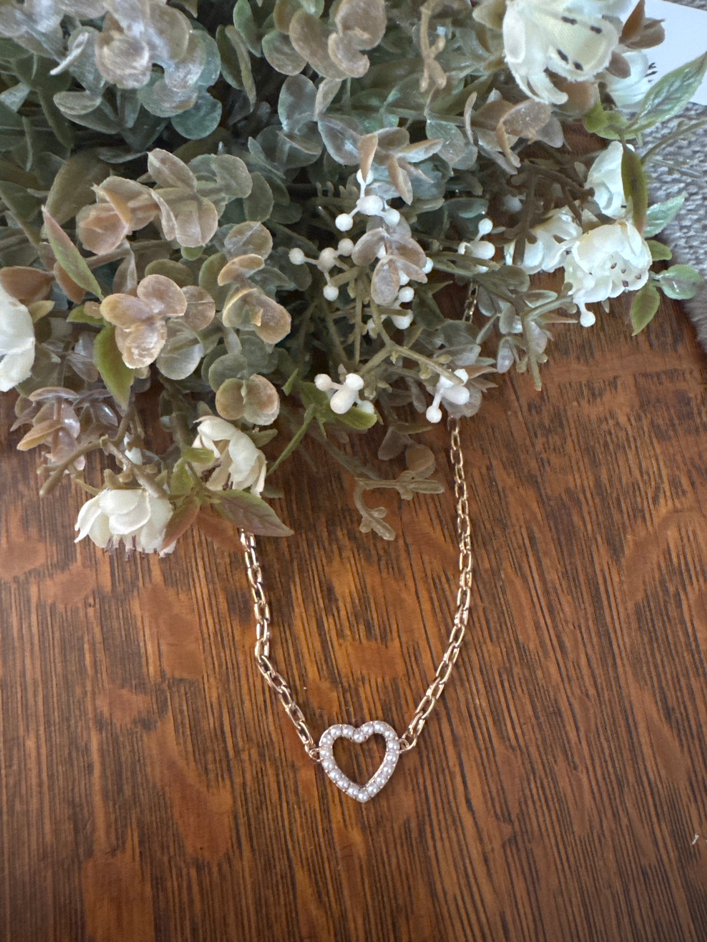 Pearl Heart - Gold Necklace