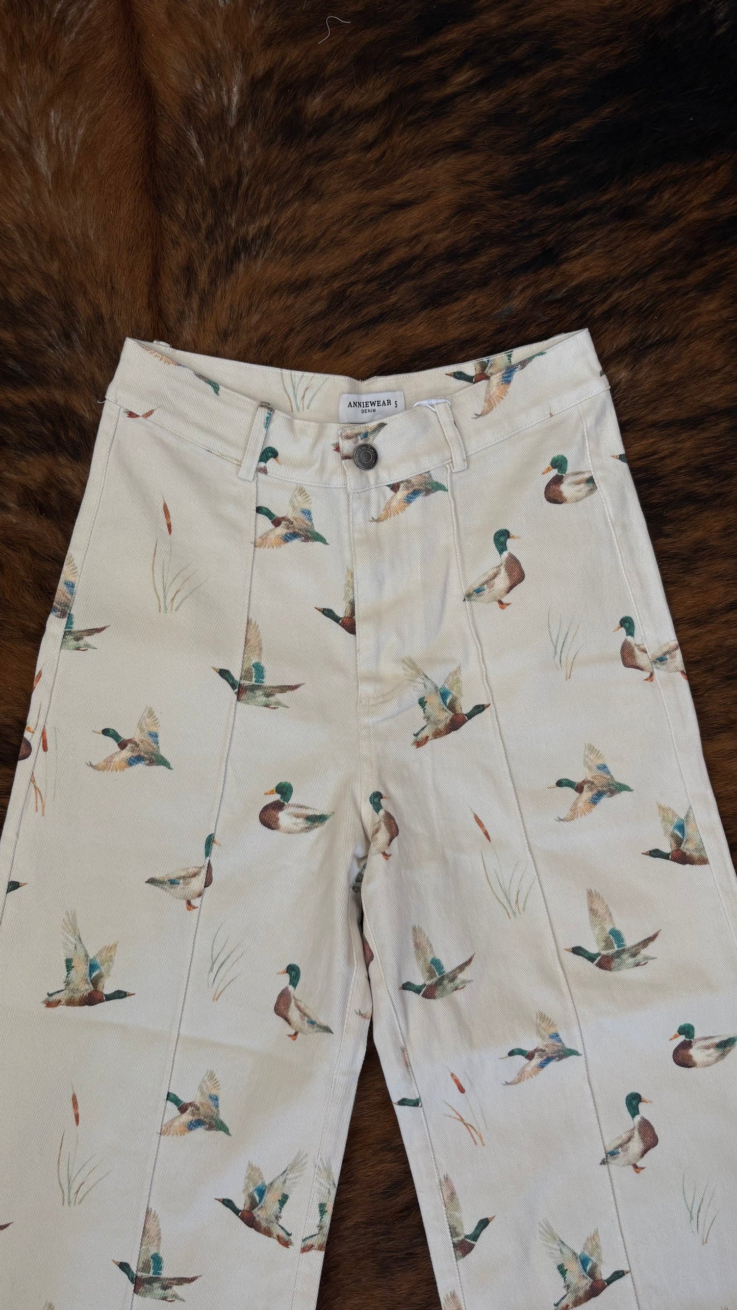 Feathered Creek – Stretch Wide Leg Duck Jeans