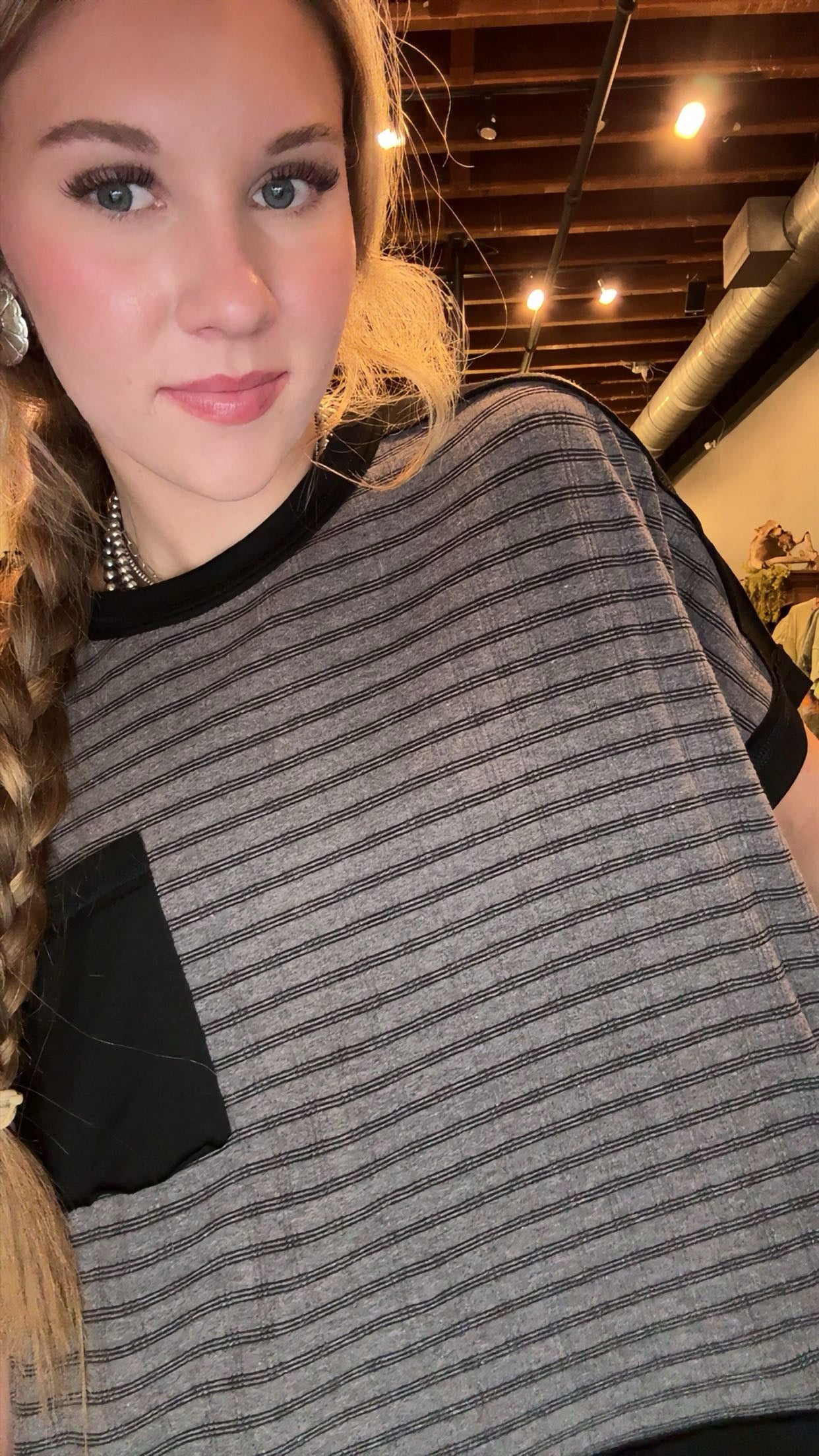 Off Grid – Ash Black Pocket Top