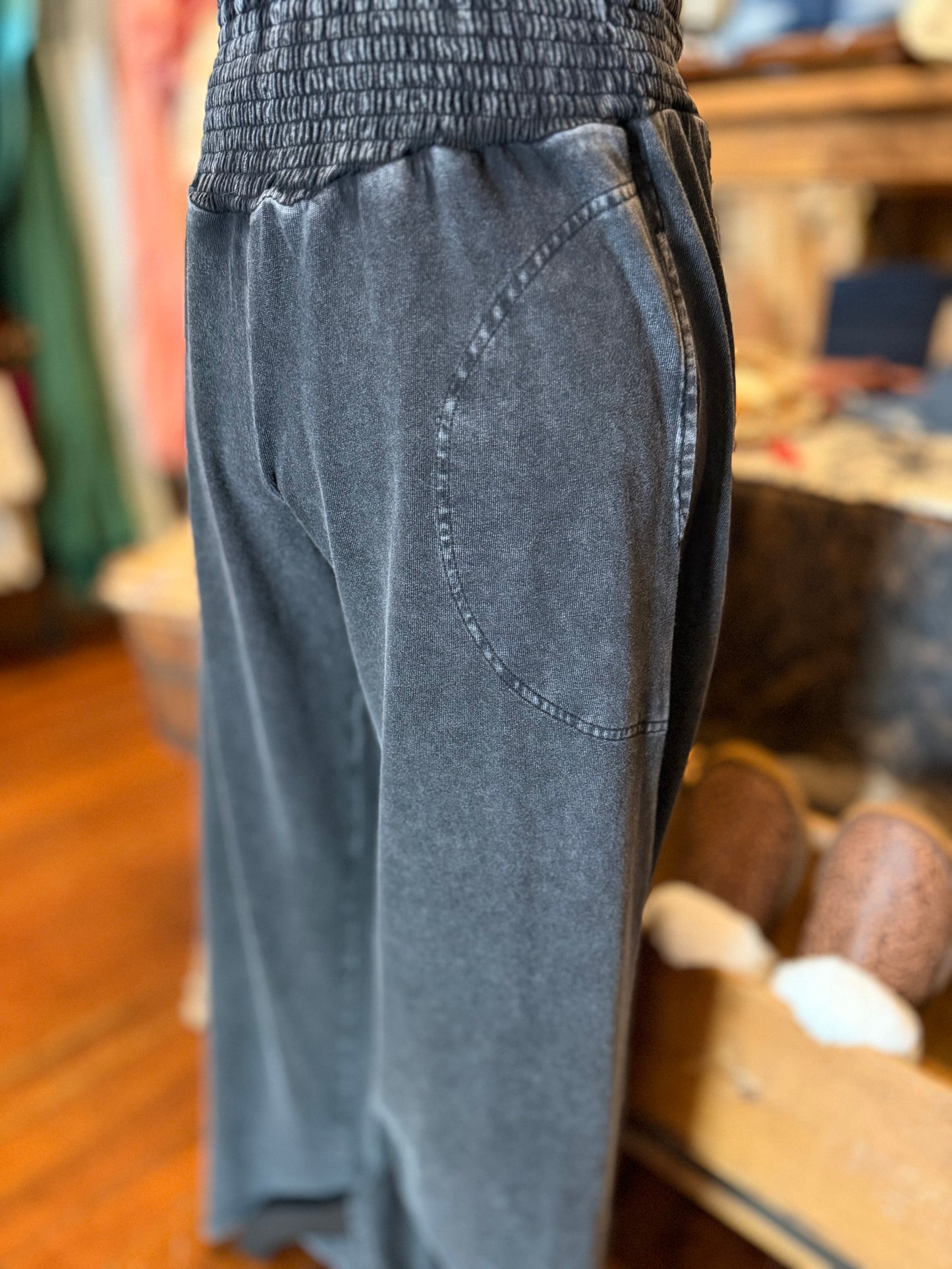 Onyx Cotton Drift - Lounge Pants
