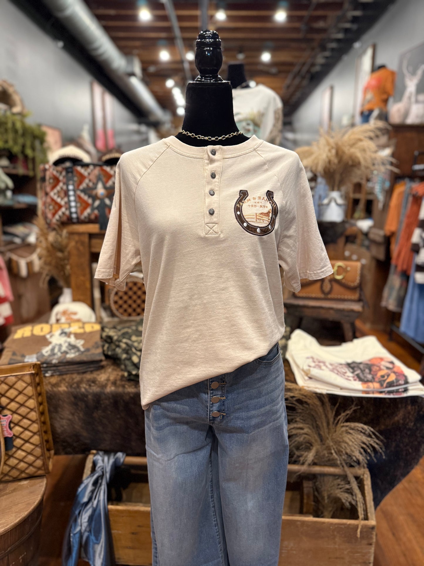 Lucky Horseshoe Ranch – Beige Mineral Wash Top