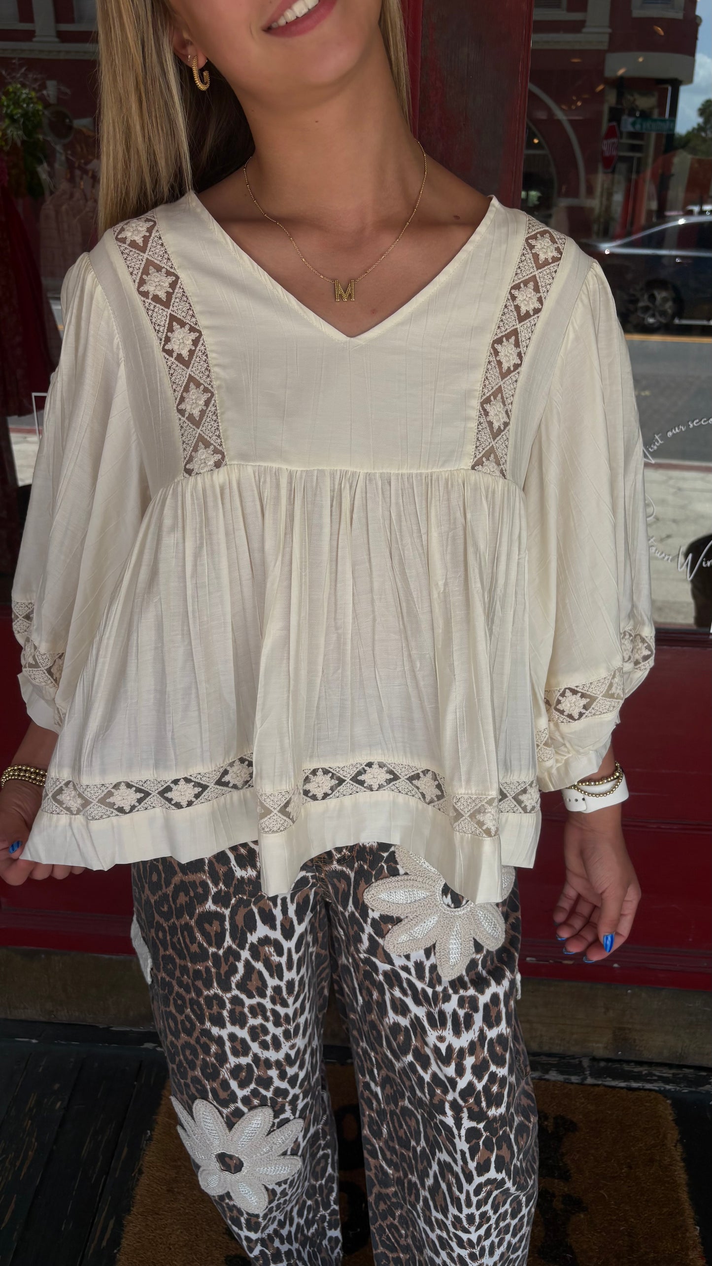 Willow Breeze – Crinkle V-Neck Top