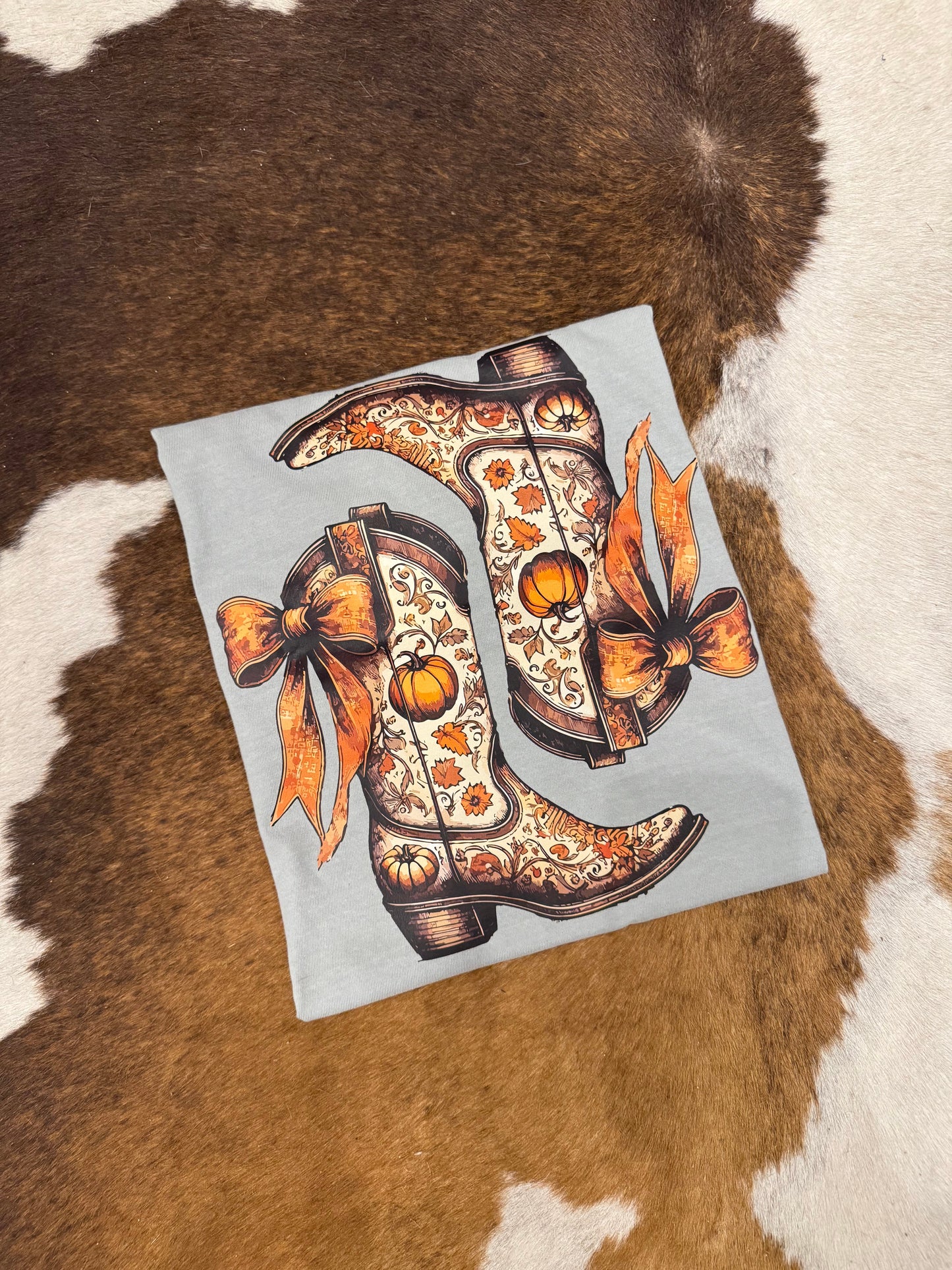 Pumpkin Boots - Sage Graphic Tee