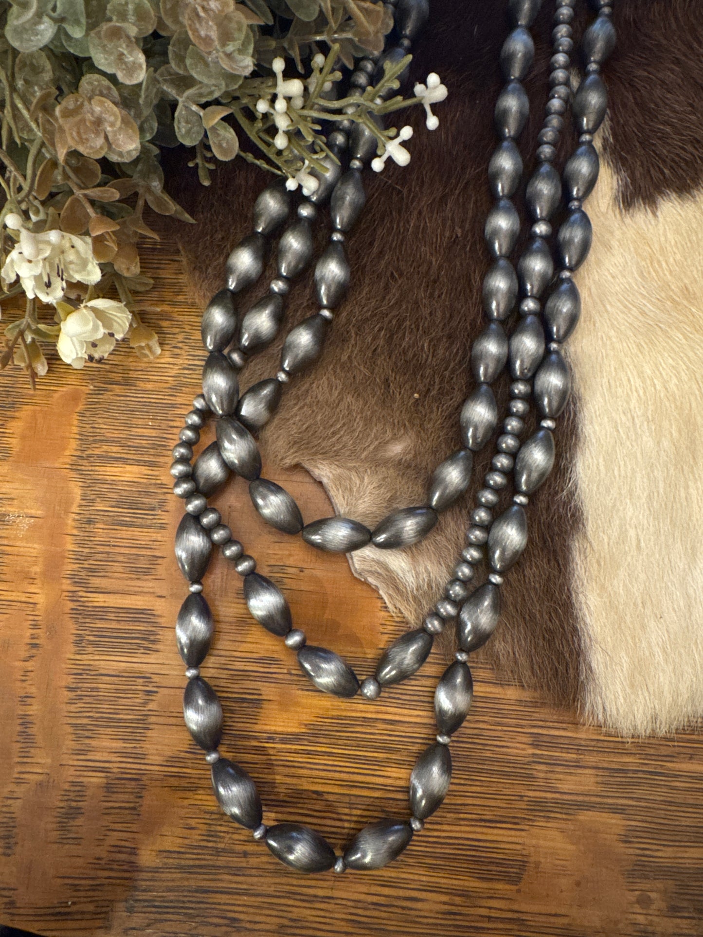 Torpedo Trail - Pearl Necklace