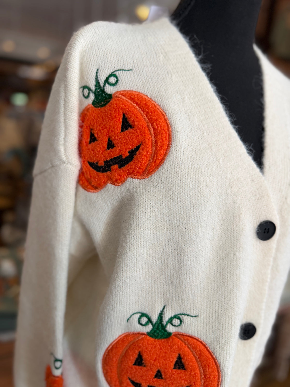 Pumpkin Hollow – Ivory Cardigan