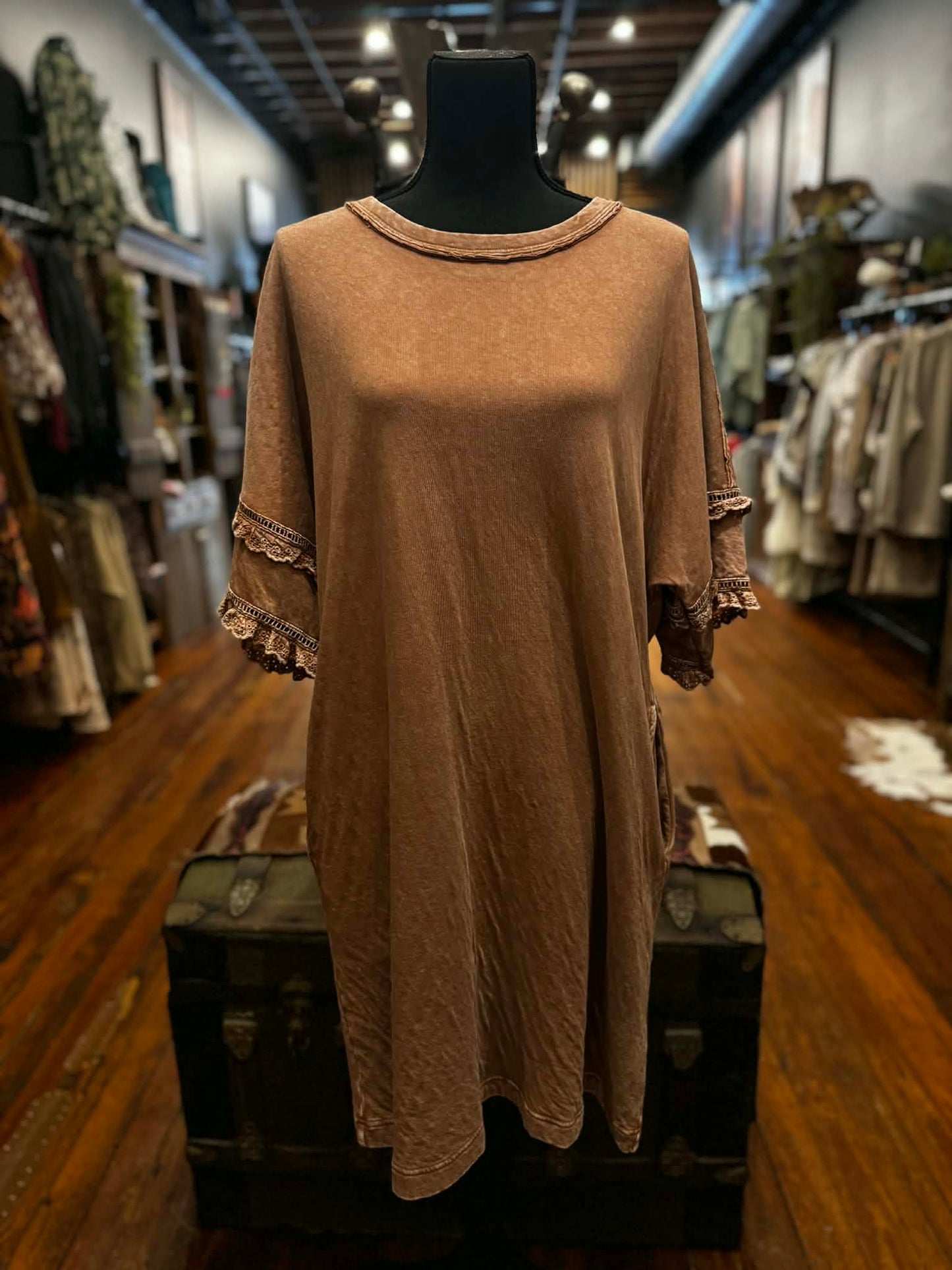 Wild Ember – T-Shirt Dress