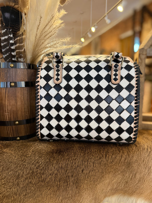 Highland Checkered Speedy-Purse