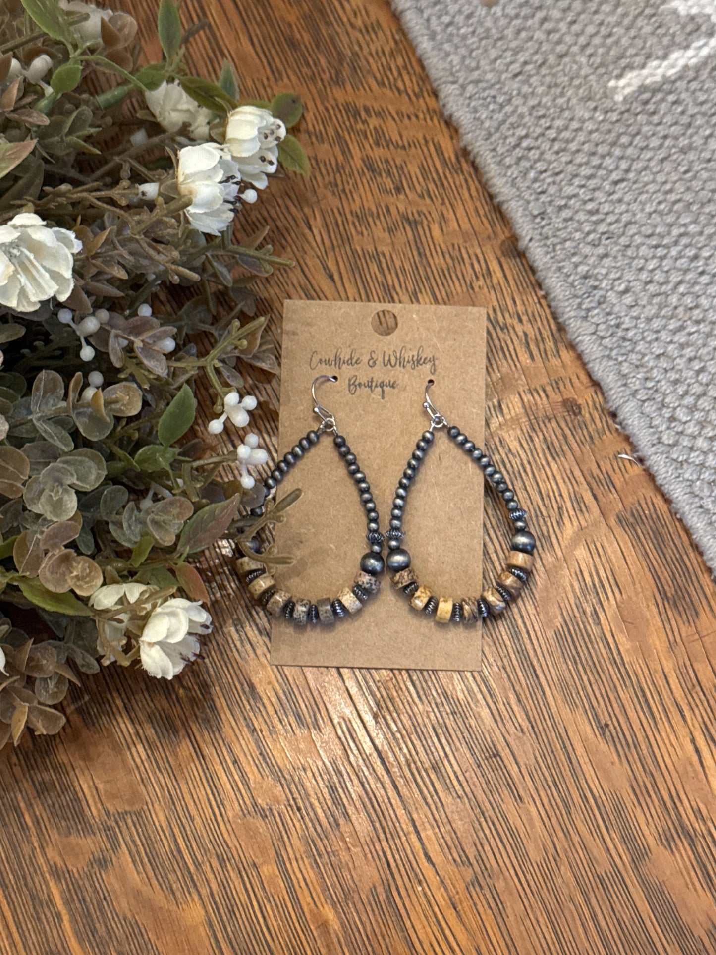 Earth Stone Pearl - Earrings