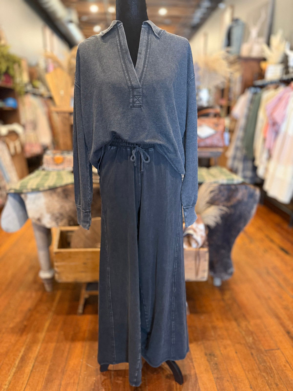 Smoky Mountain Cozy – Charcoal Mineral Wash Wide Leg Pants