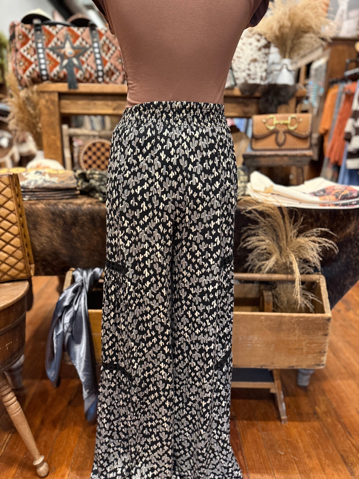 Dark Cactus Lace – Boho Pants