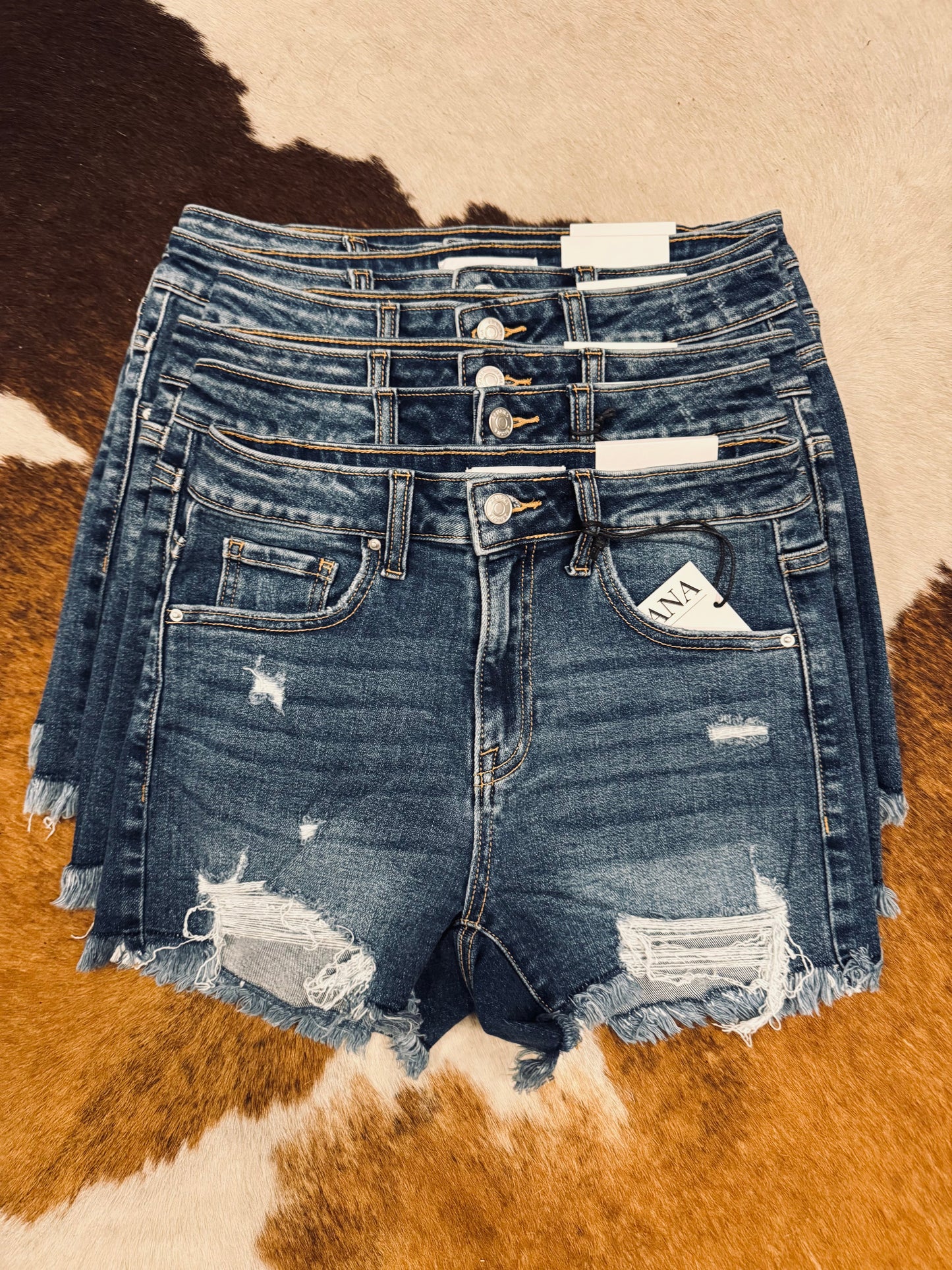 The Melody's - Dark Wash HR Shorts
