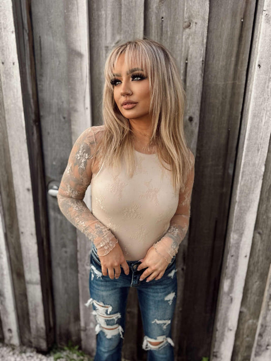 Flying Floral Mesh - Beige Top