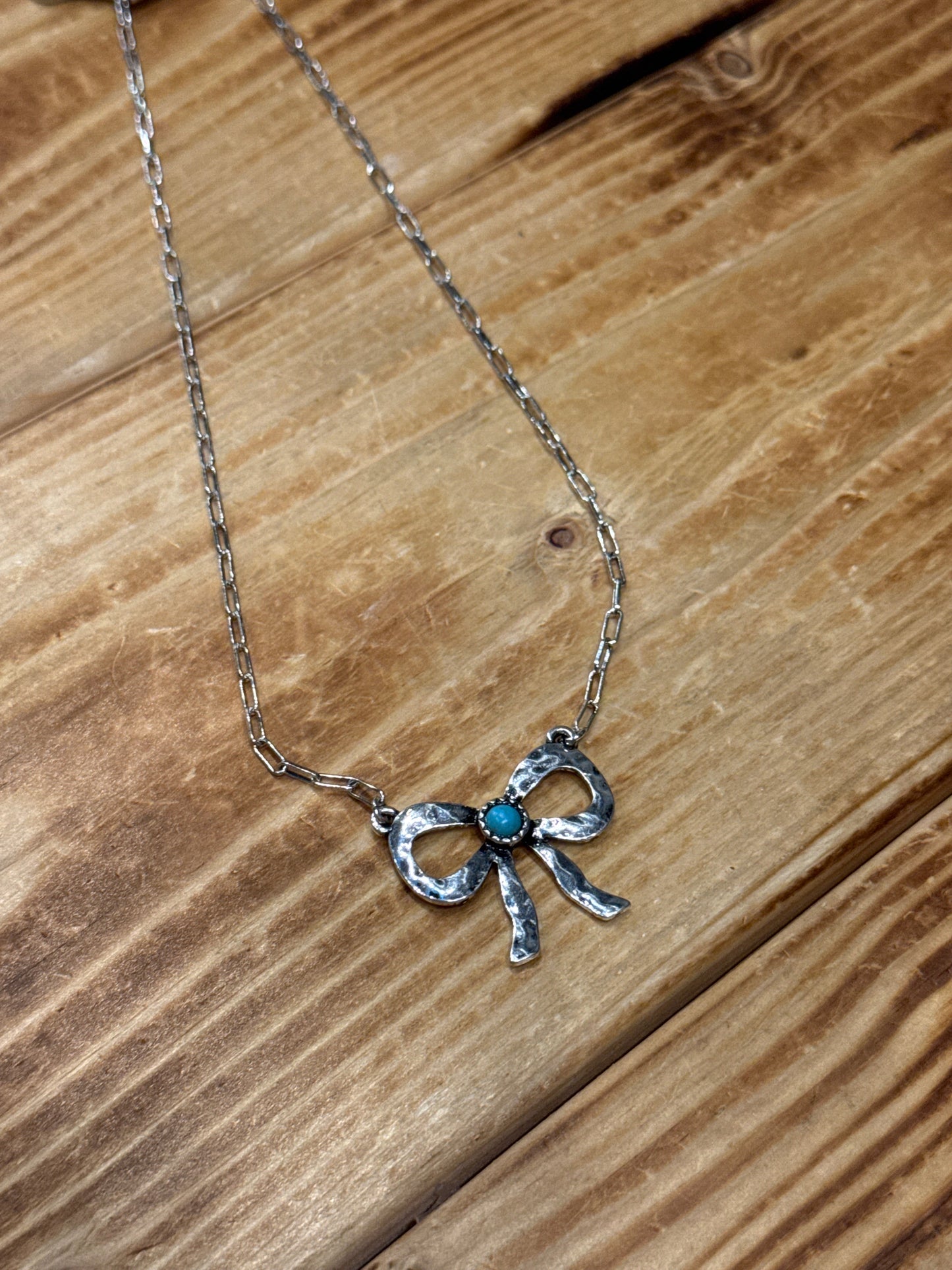 Bow It - Necklace