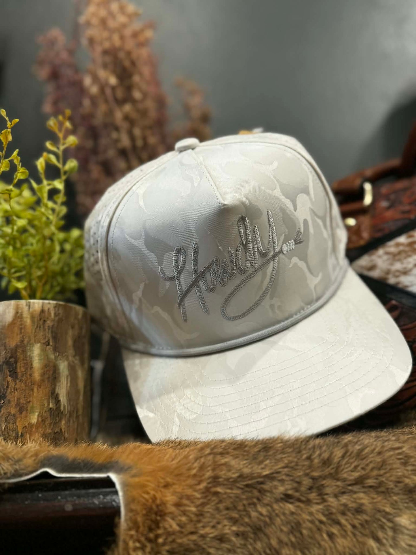 Grey Howdy Rope - Snow Camo Trucker Hat