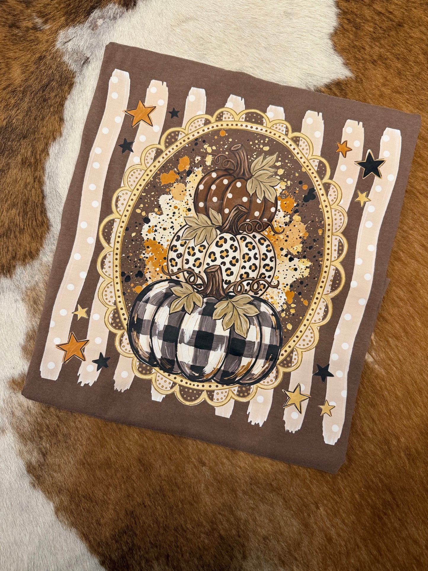 Chic Pumpkin Patch - Brown Graphic Tee