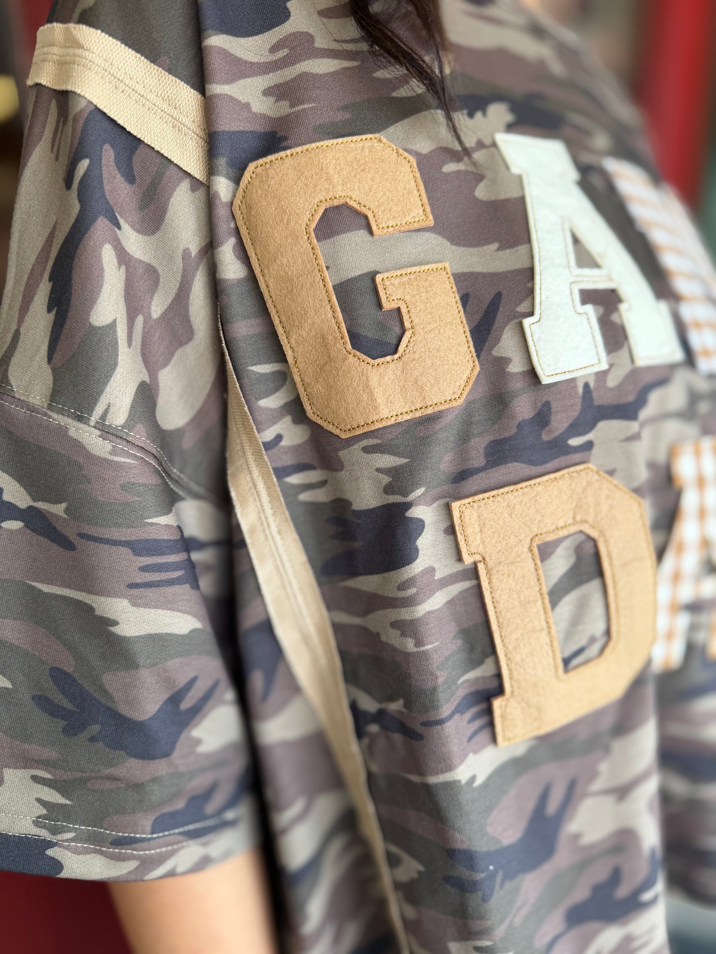 Kickoff Country – Camo Top